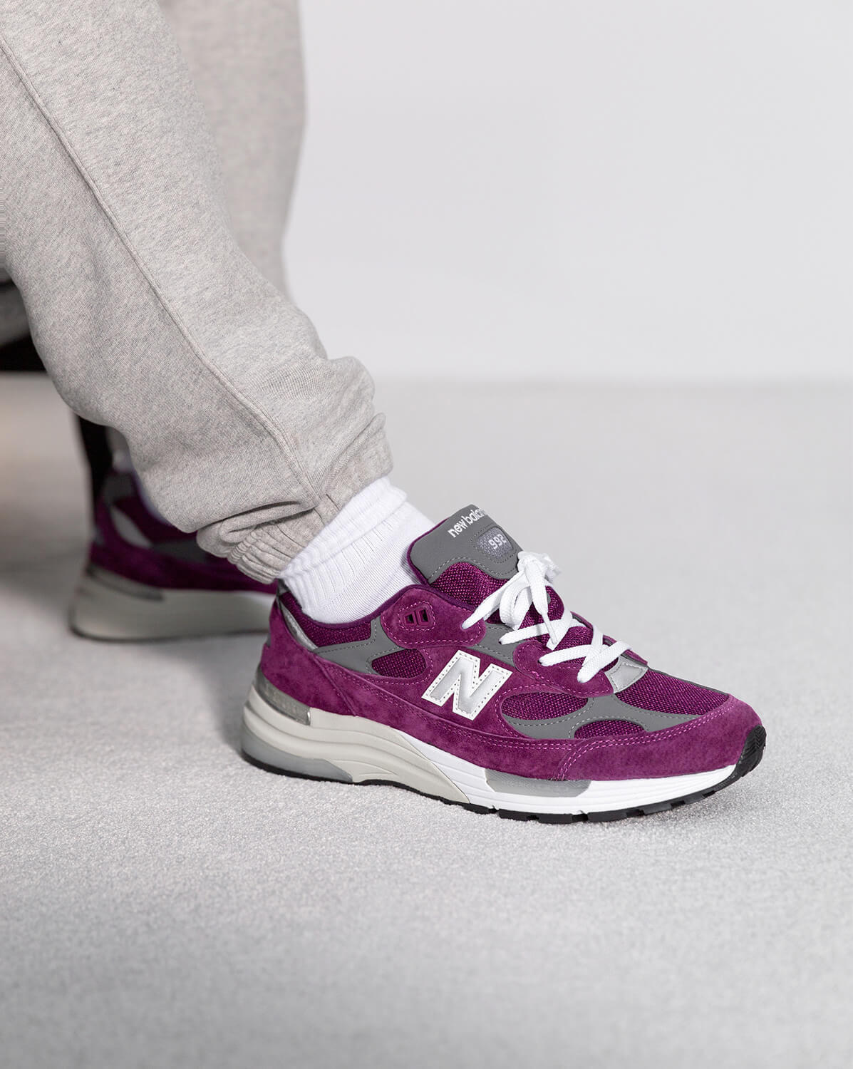 New Balance und Asphaltgold begrüssen das Jahr 2021 mit dem 992 Purple Grey