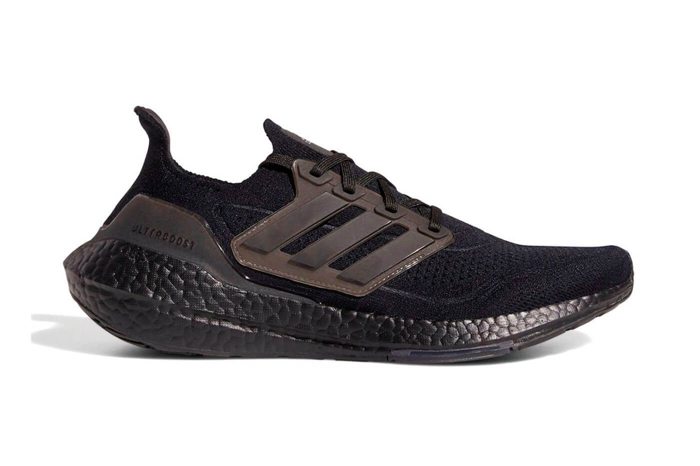 Der adidas Ultraboost 21 „Triple Black“ erscheint am 4. Februar
