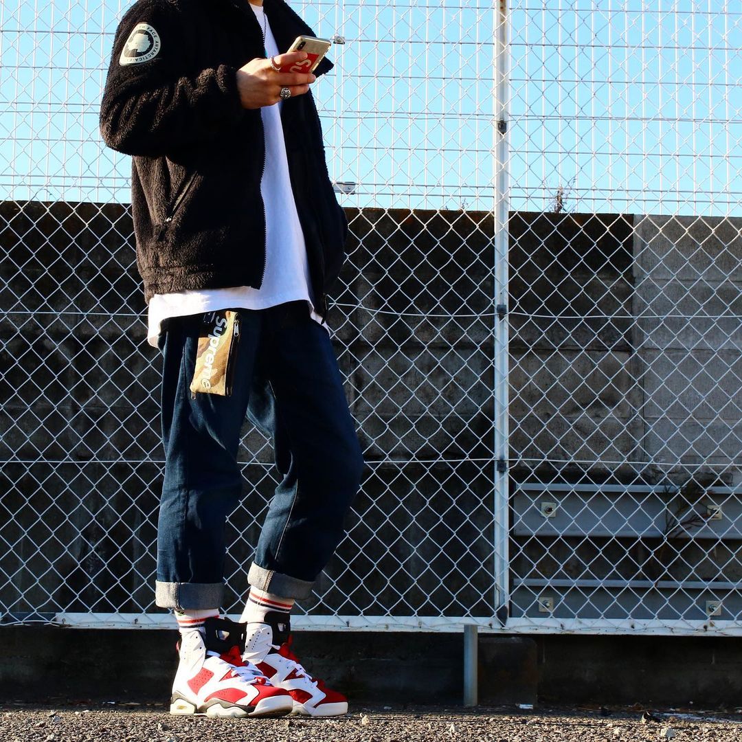 Lock your laces! Der Nike Air Jordan 6 „Carmine“ kommt endlich in seinem ursprünglichen Look zurück