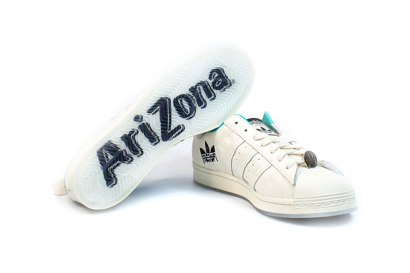 We got some tea for y'all: adidas Originals x AriZona Iced Tea Superstars kommen am 4. Februar