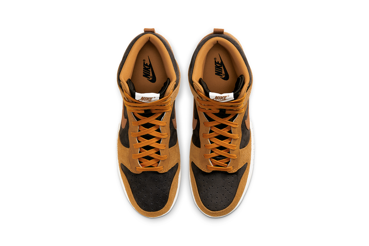 „Dark Russet“ ist die neueste Farbstellung des Nike Dunk High Premium