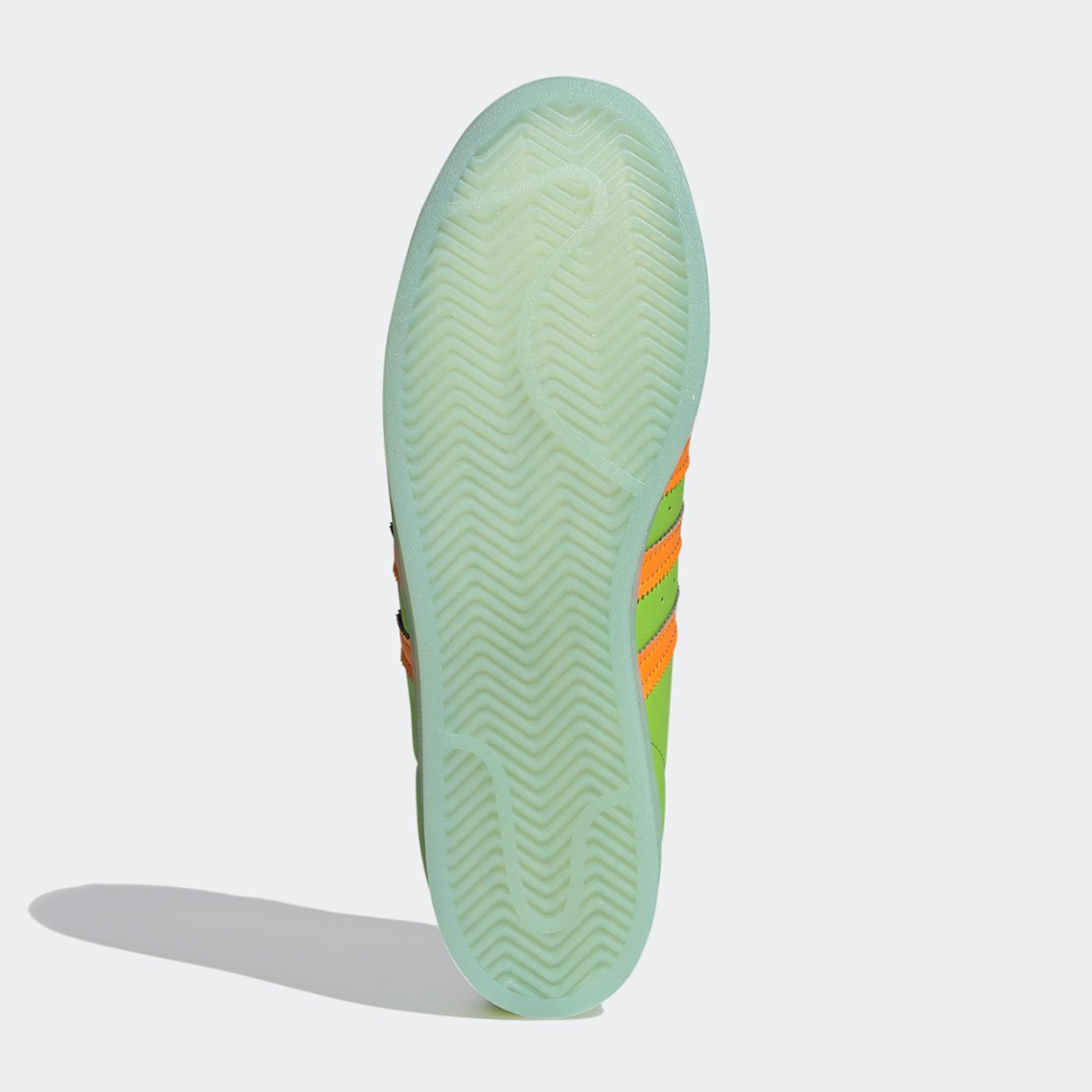 Take a sip! adidas Originals & The Simpsons bringen den Superstar im Squishee-Colorway