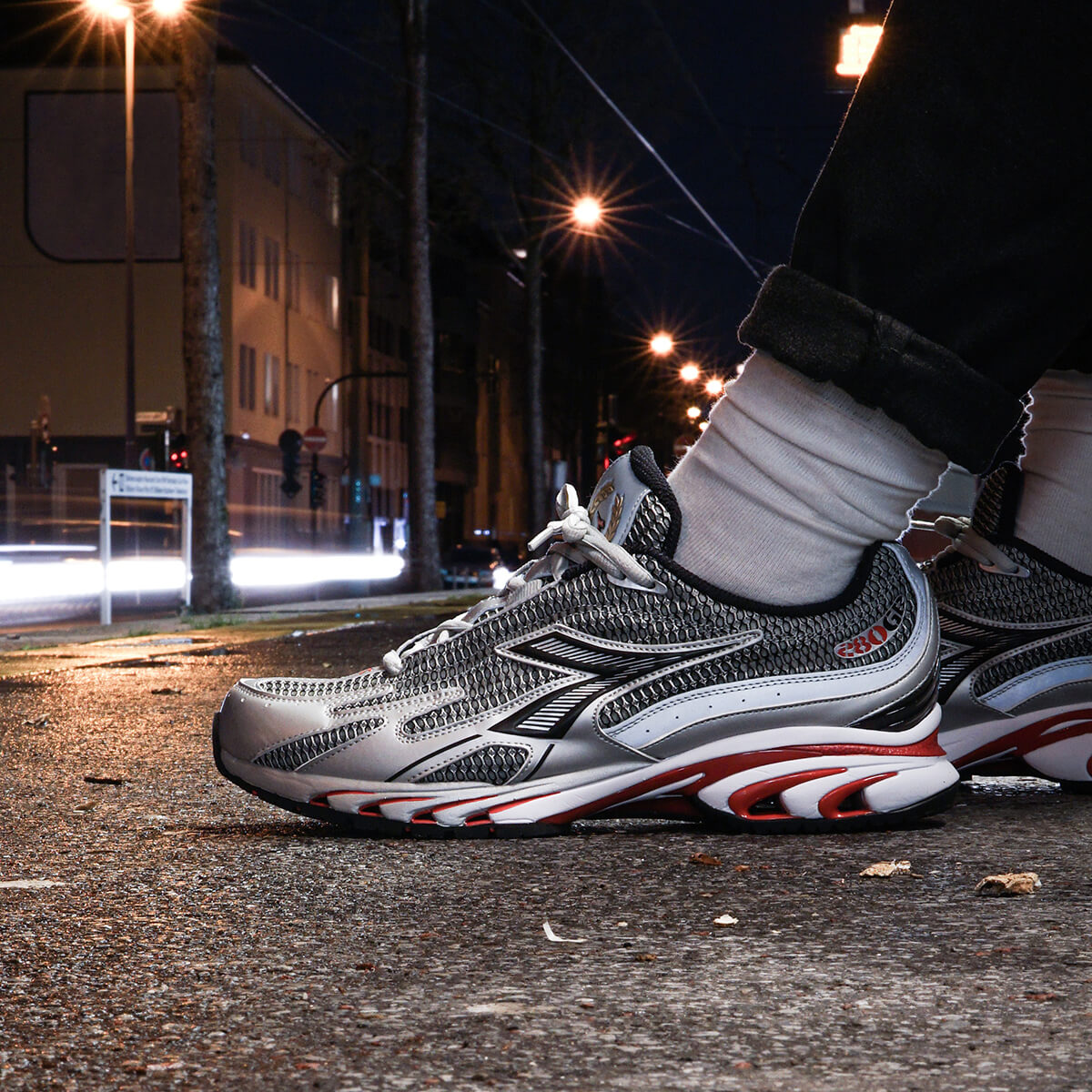 Diadora bringt den Runner "Mythos 280 GB" in limitierter Auflage zurück