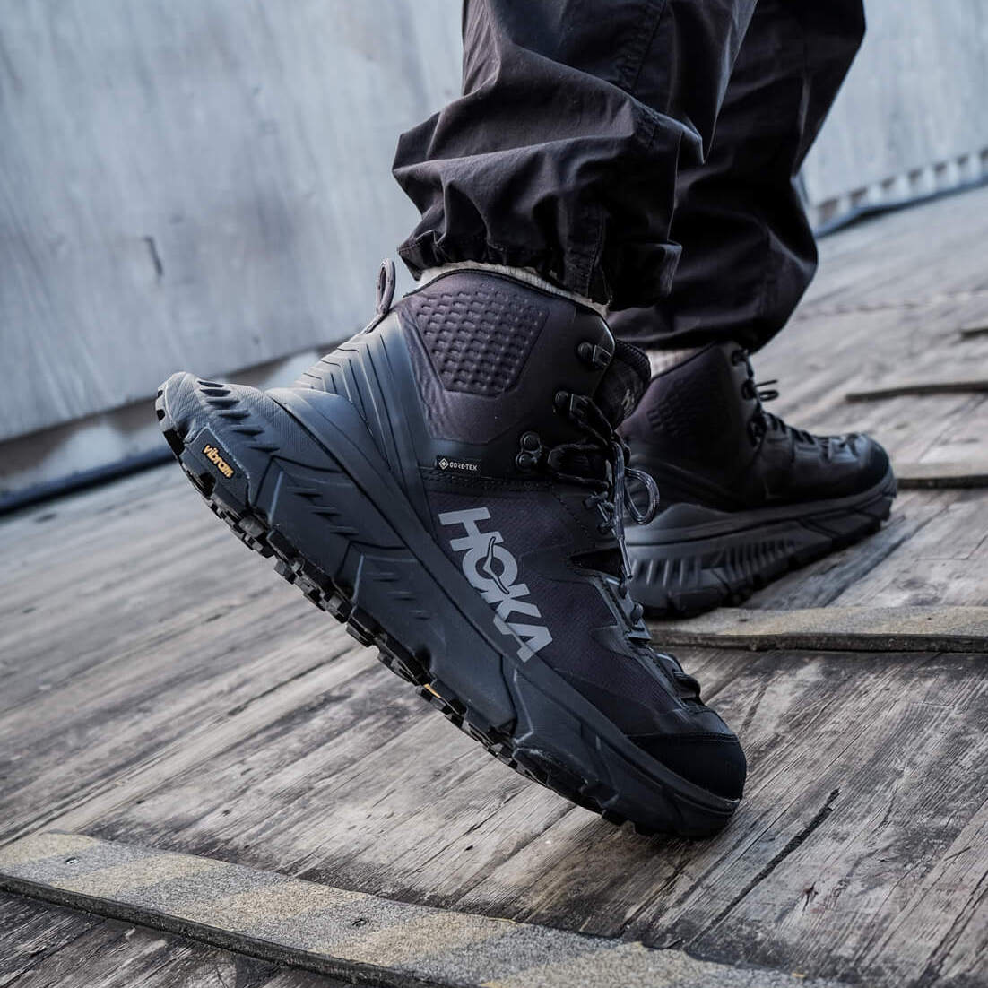 Game Changer: HOKA ONE ONE’s „Hovercraft“ – der TenNine Hike GTX