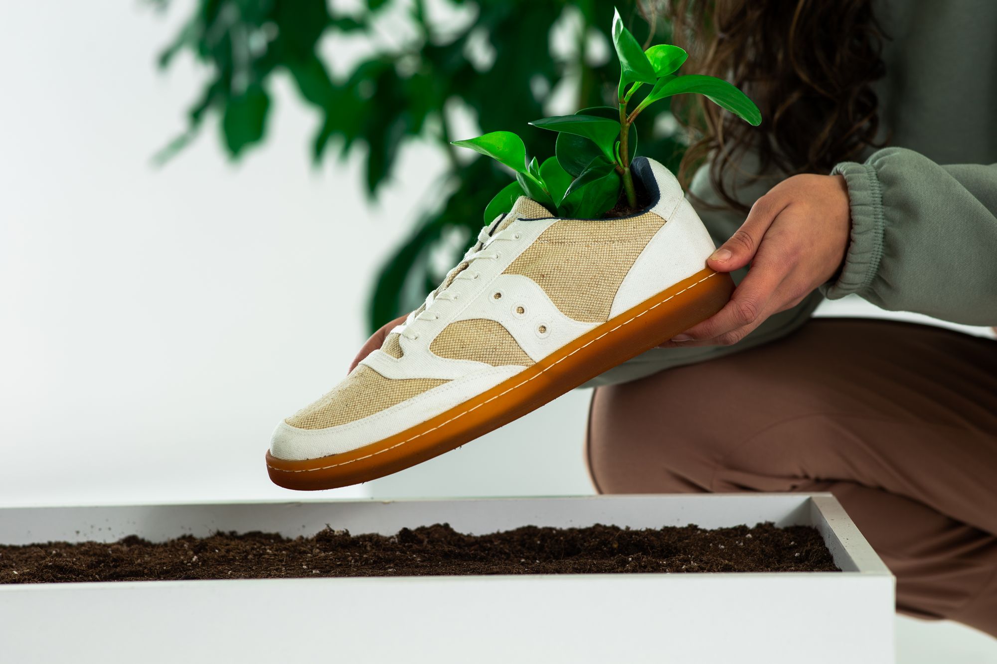 Love your Environment - Saucony Originals released seinen bisher nachhaltigsten Schuh: Den Jazz Court RFG