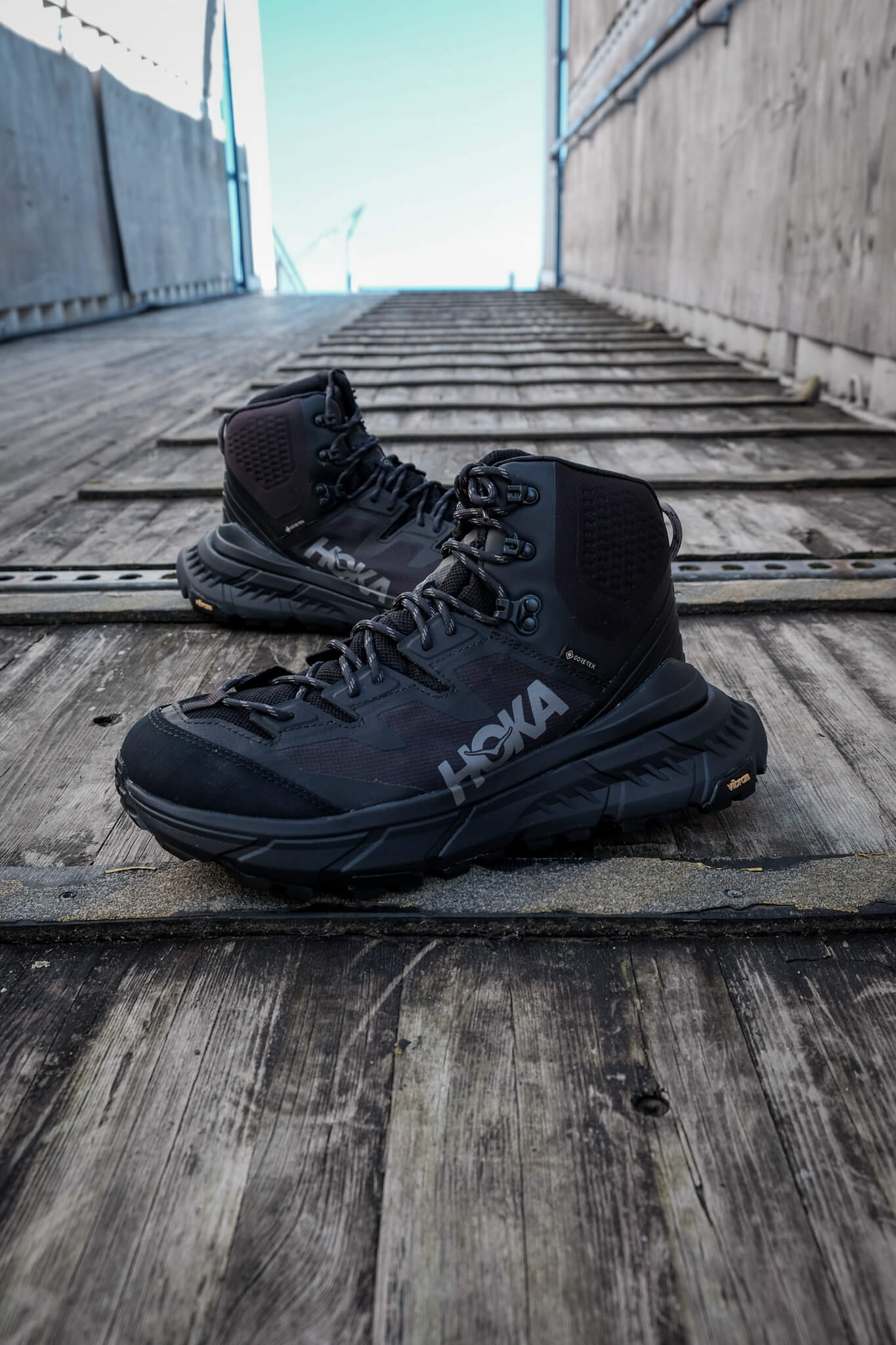 Game Changer: HOKA ONE ONE's "Hovercraft" - der TenNine Hike GTX