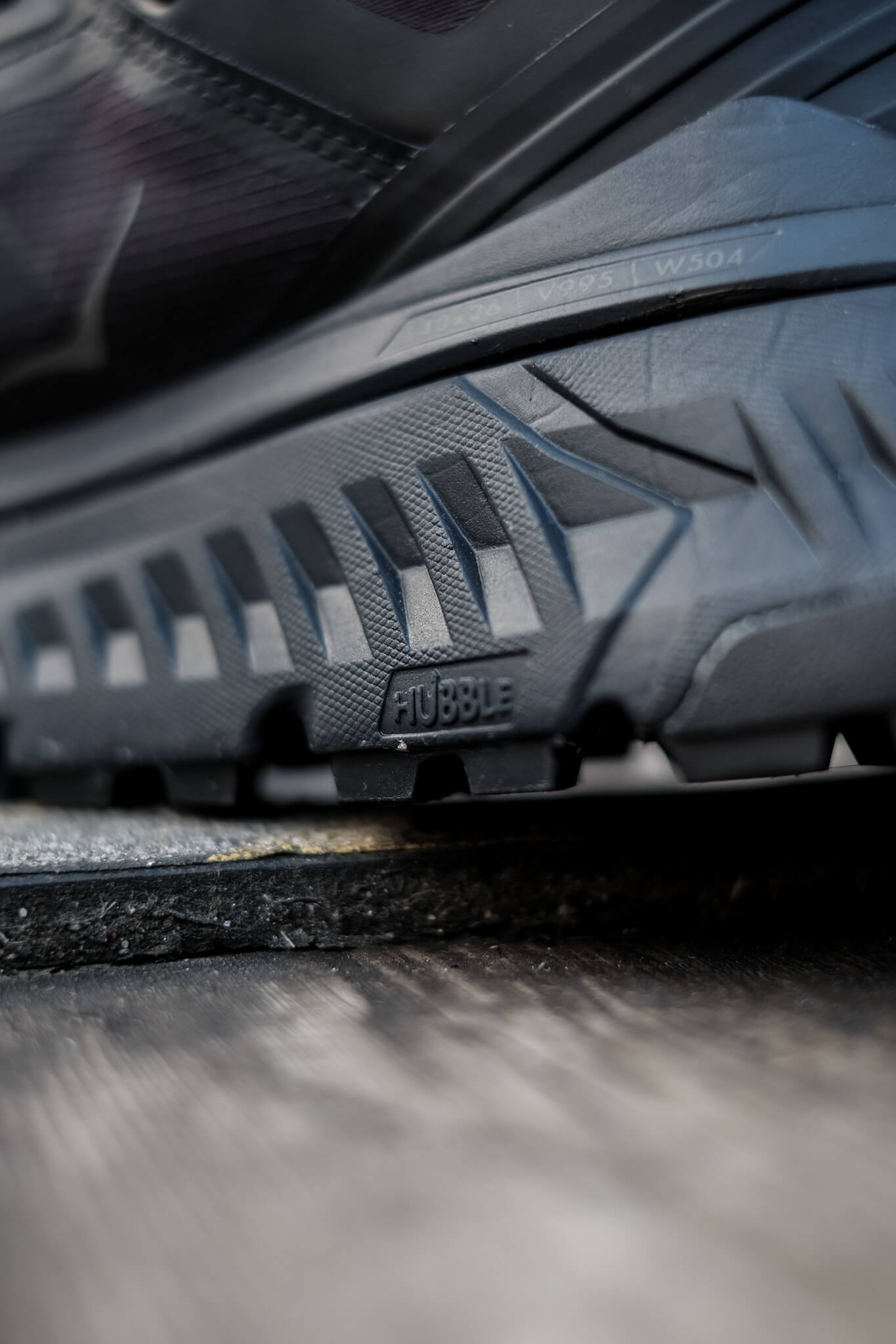 Game Changer: HOKA ONE ONE's "Hovercraft" - der TenNine Hike GTX