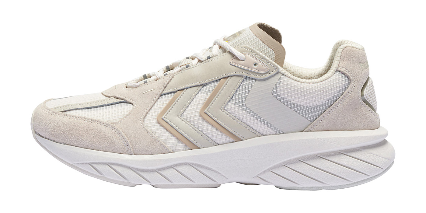 Retro-Flair trifft auf moderne Ästhetik: Hummel released den Reach LX 6000 Cream