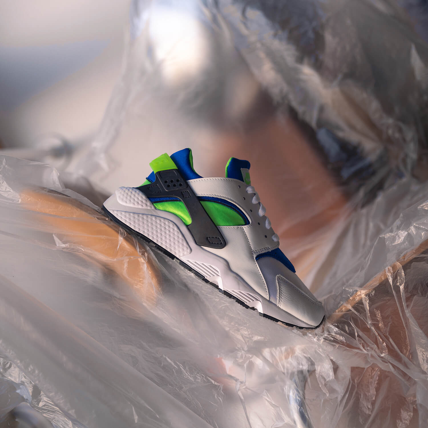 Wann habt Ihr das letzte mal Eure Füße umarmt? – Der Nike Air Huarache kommt in seiner OG Farbstellung Scream Green zurück