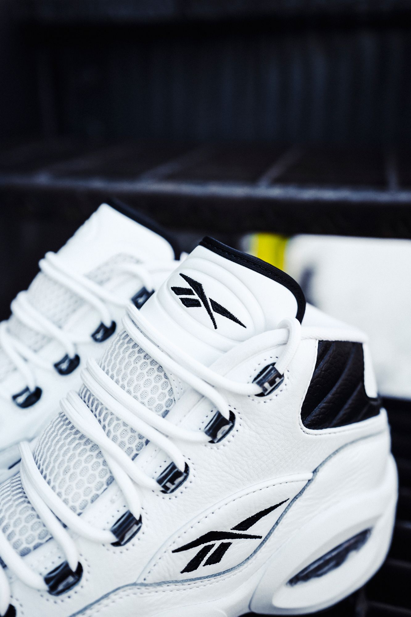 "Why Not Us?" - Allen Iverson's Reebok Question Mid ist wieder erhältlich