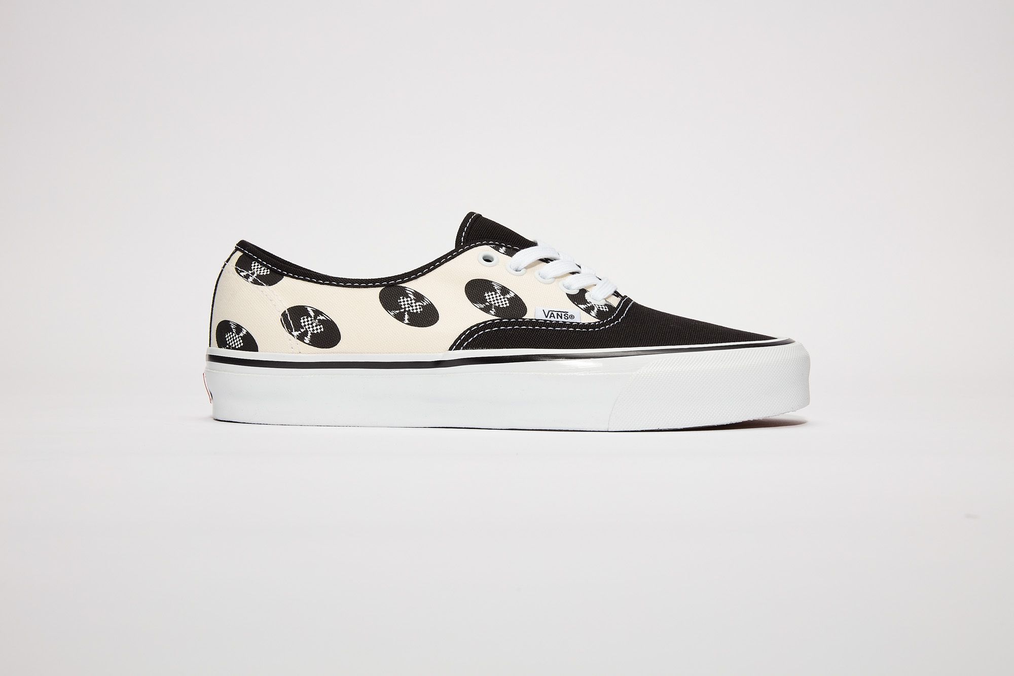 Vans Vault x Wacko Maria OG Authentic LX "Records" white / VN0A4BV95921