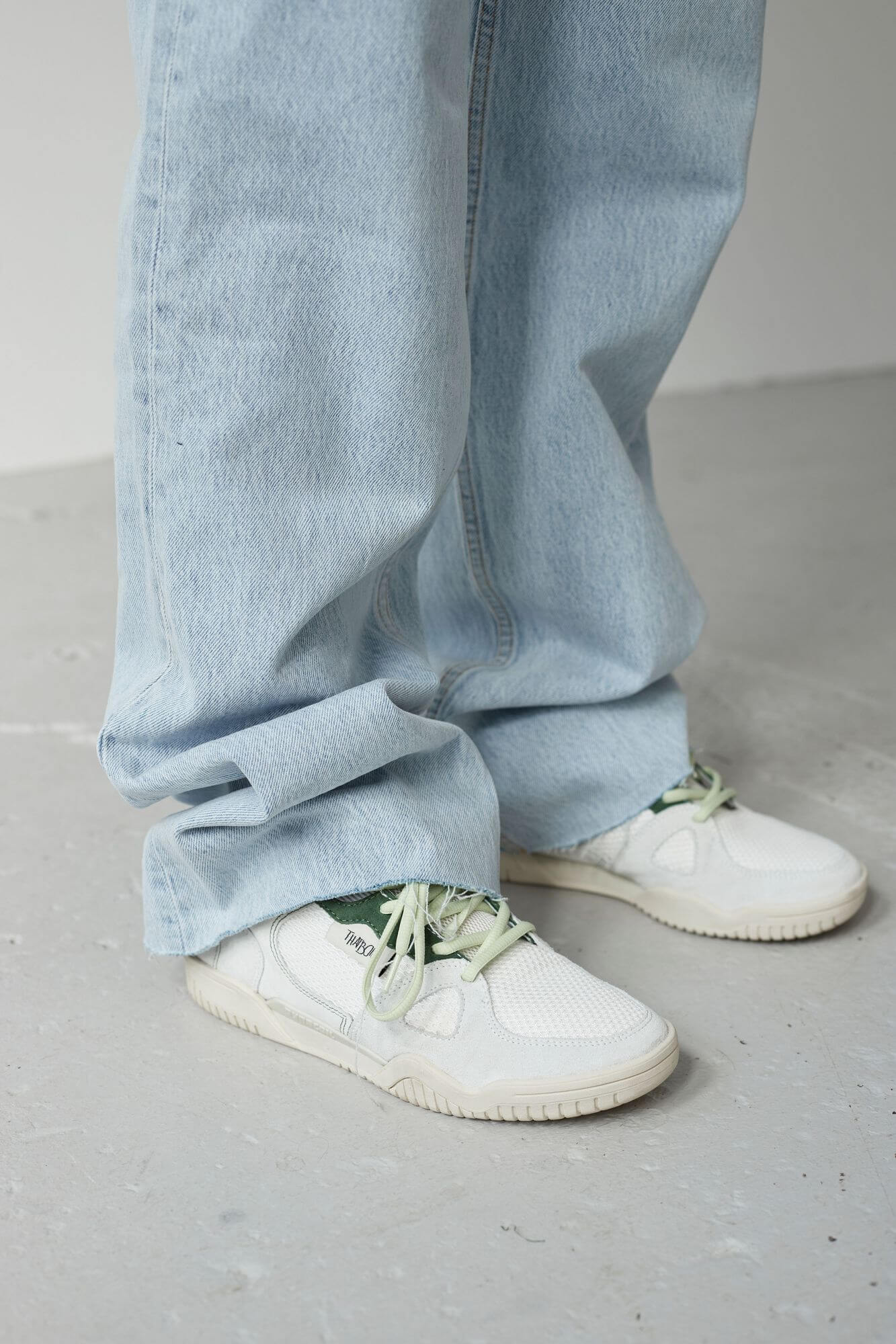 THATBOII und Kangaroos releasen den Ultralite "Le Club" - Made in Germany
