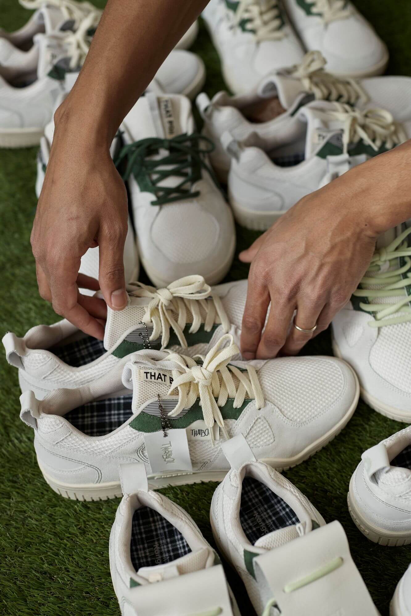 THATBOII und Kangaroos releasen den Ultralite "Le Club" - Made in Germany