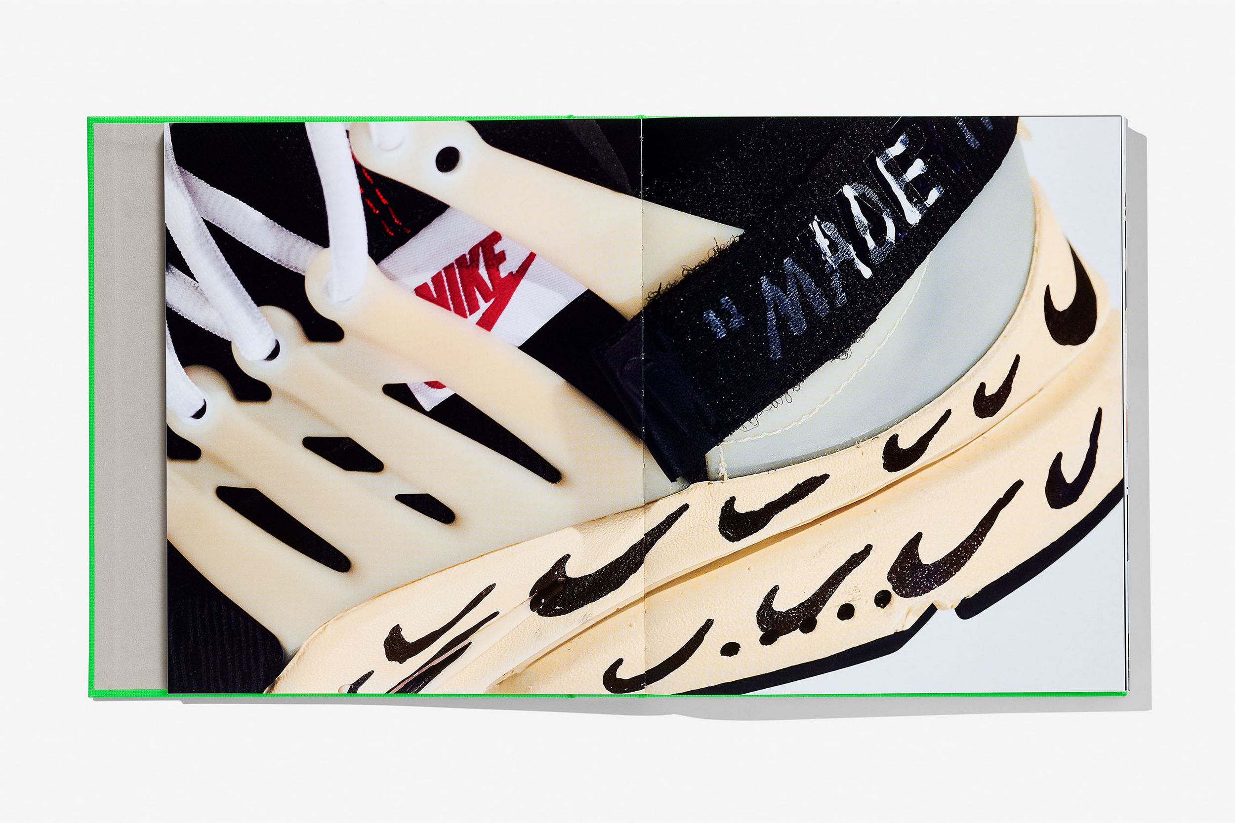 Off-White x Nike – Air Force 1, Air Jordan I, Air Max 90, Air Max 97, Air Presto, Air VaporMax, Blazer, React Hyperdunk, Zoom Vaporfly und Converse Chuck Taylor – „10“