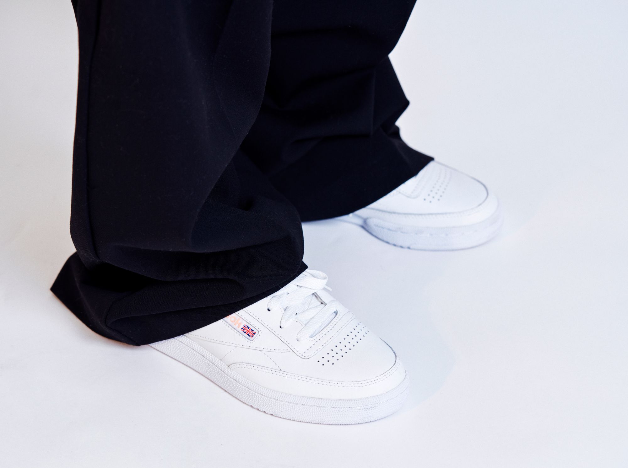 Reebok Classics Club C 85 white/aura orange/ceramic pink