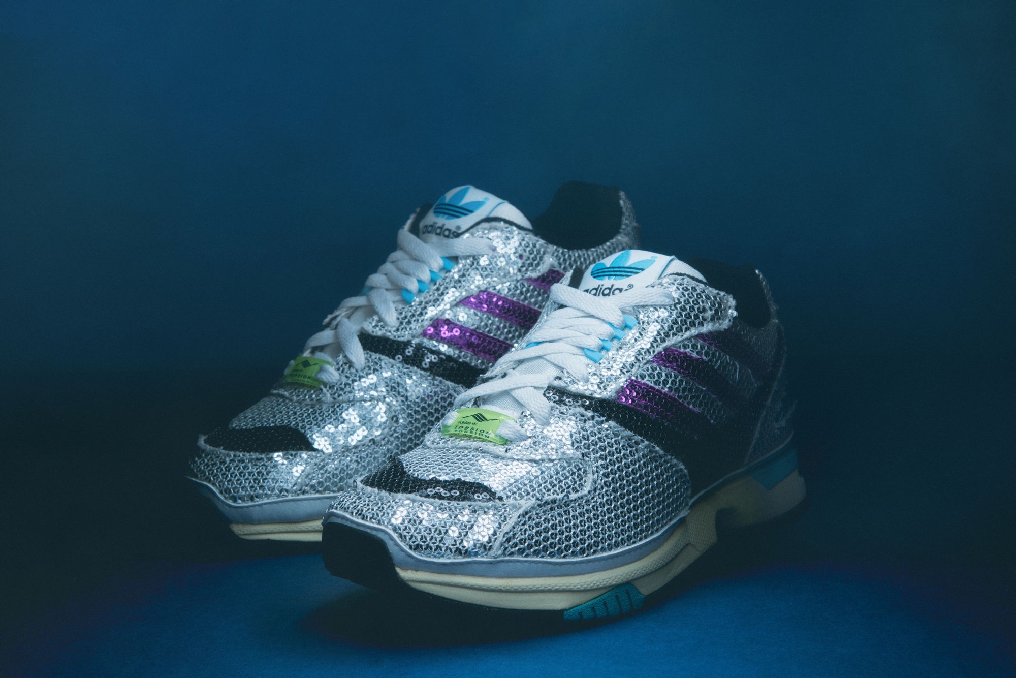 adidas ZX 4000 W (Crystal White / Shock Purple / Core Black) Pailletten