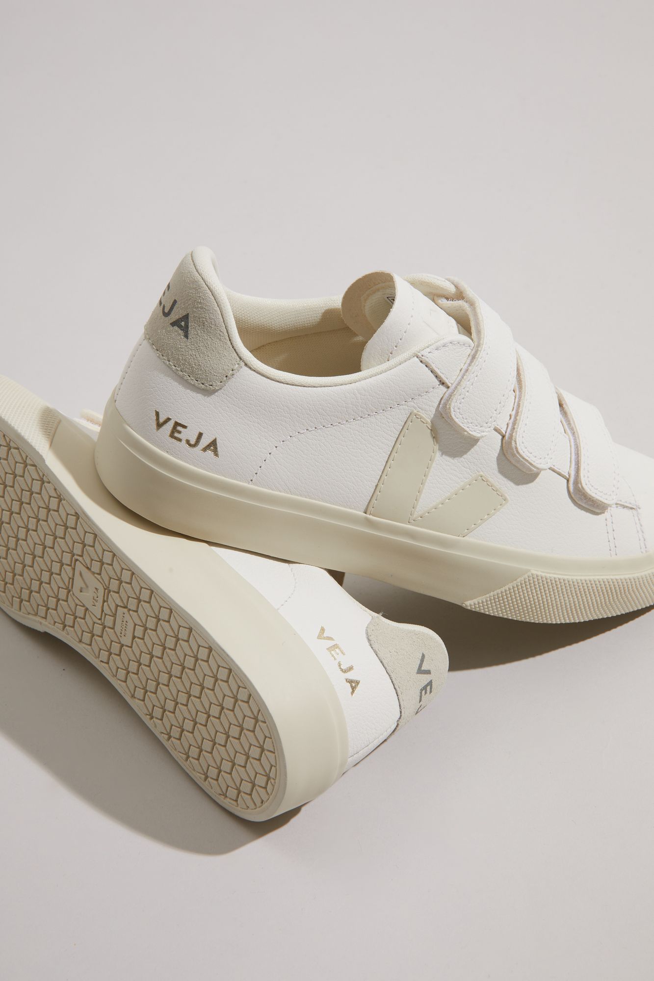 VEJA Recife –  Klettverschluss-Sneaker in 6 Farbvarianten