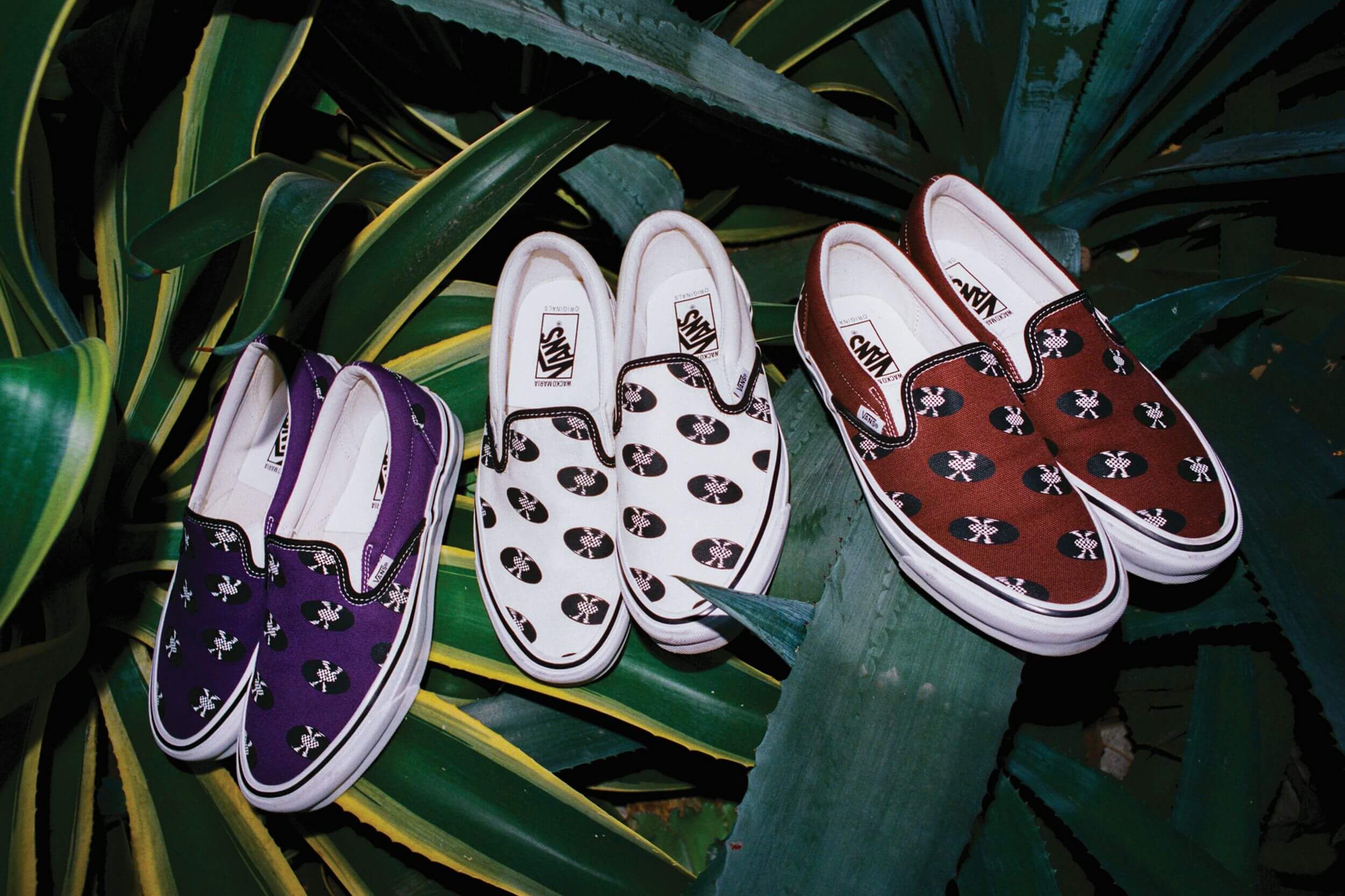 Vault by Vans x Wacko Maria - Classic Slip On mit Vinyl All-Over Print in lila, weiß und braun