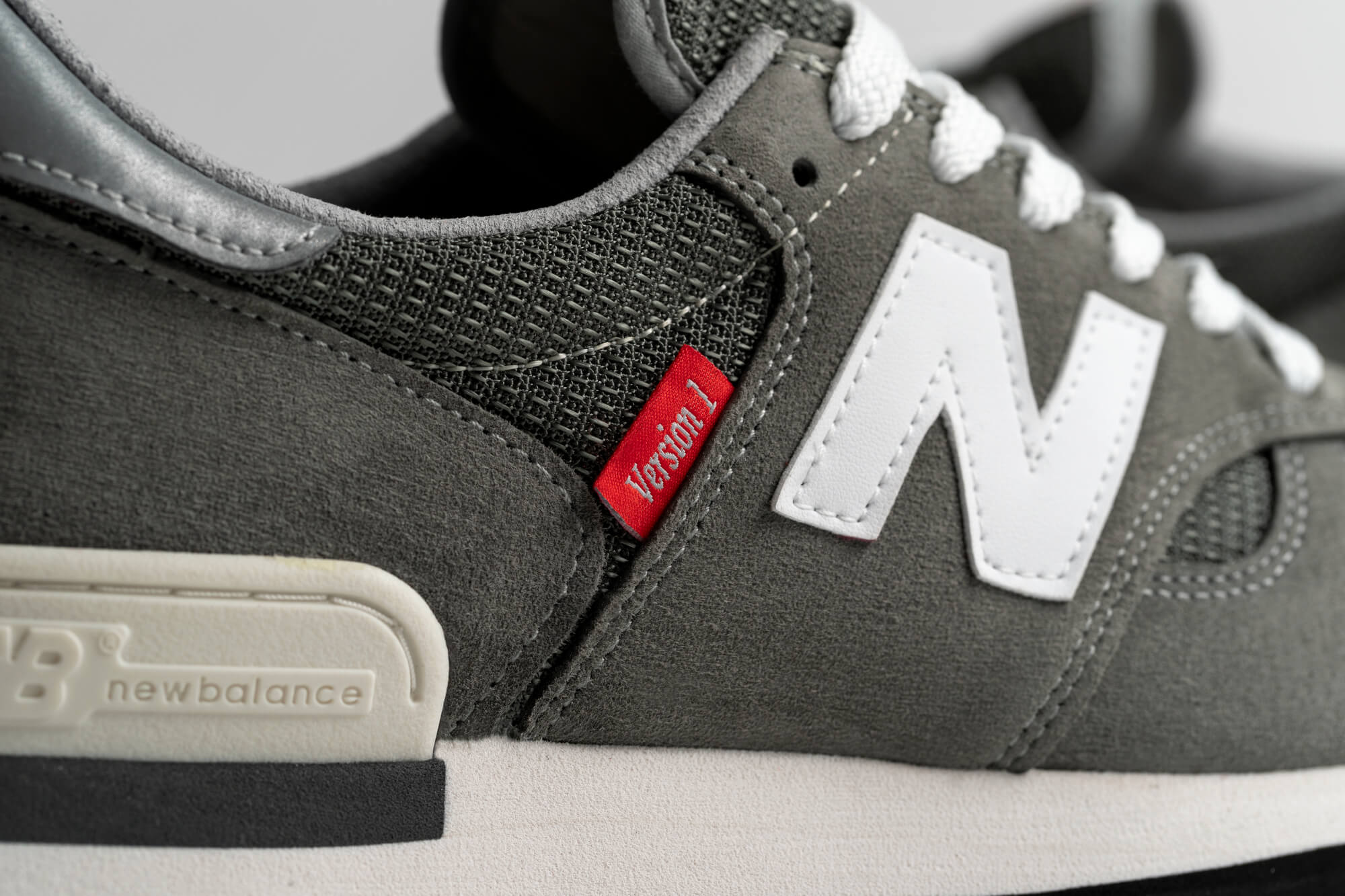 Made in USA – NEW BALANCE MADE 990 Version Series – Version 1 – 990v1