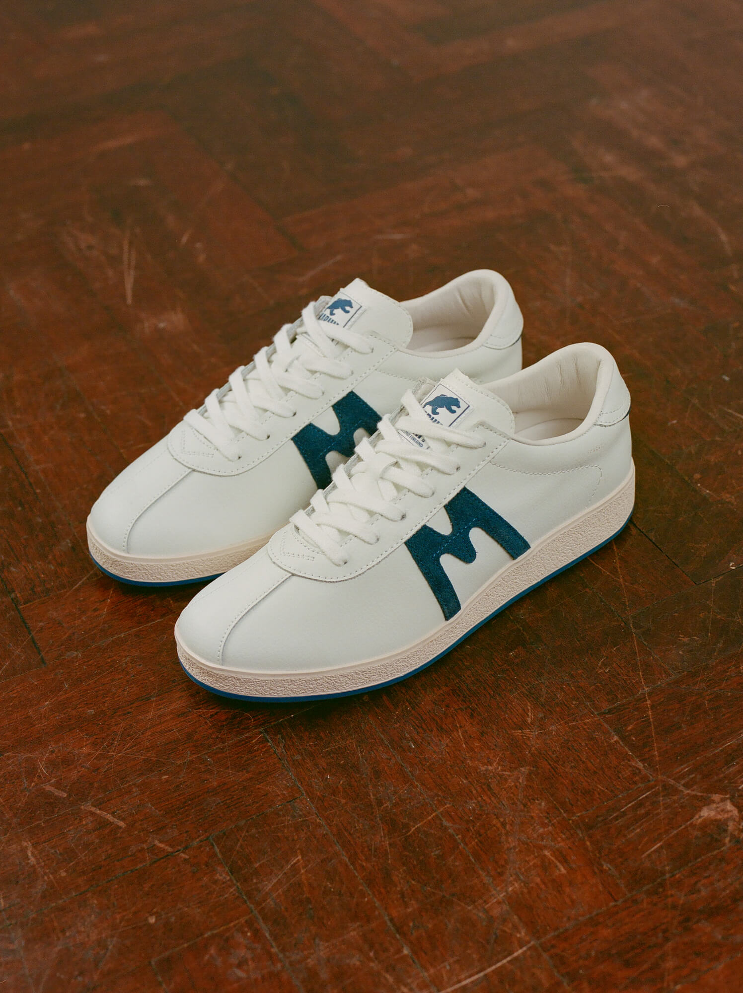 Karhu - Trampas - F809012 - Bright White / Ensign Blue