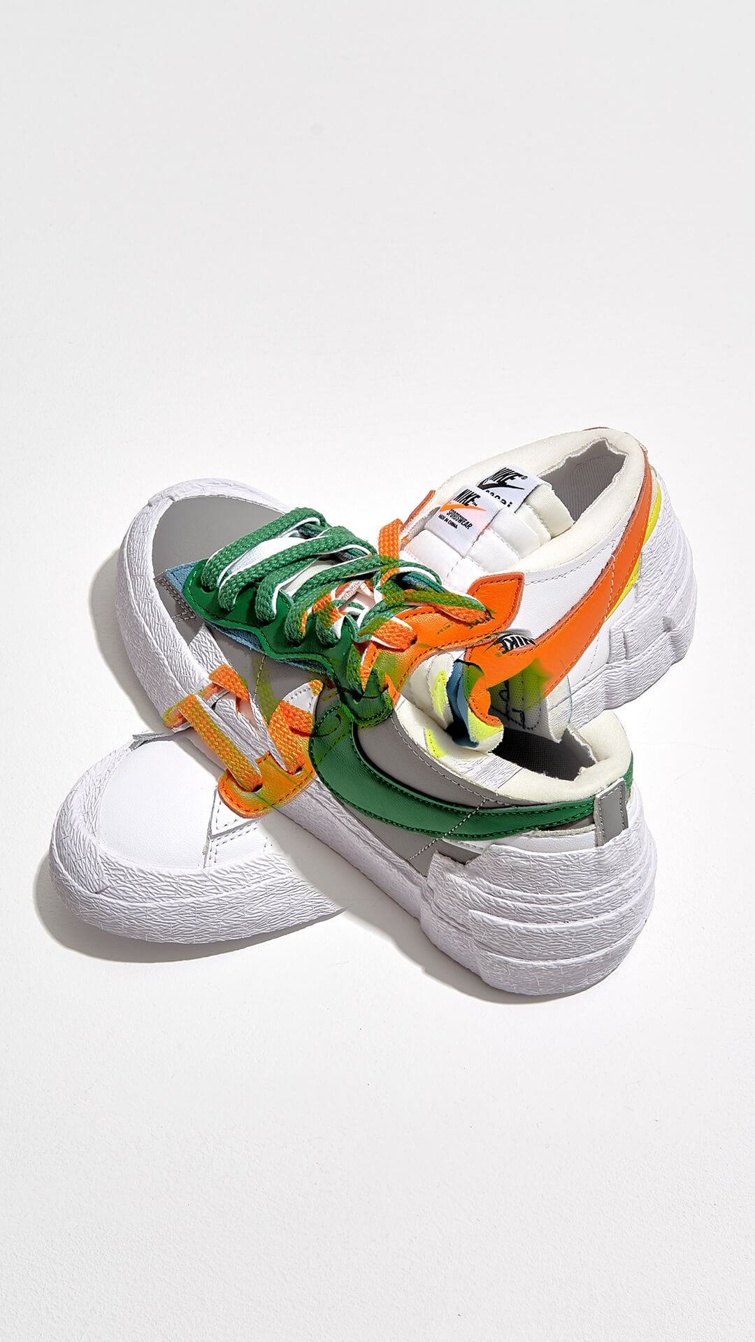 Nike x sacai - Blazer Low - Magma Orange & Classic Green