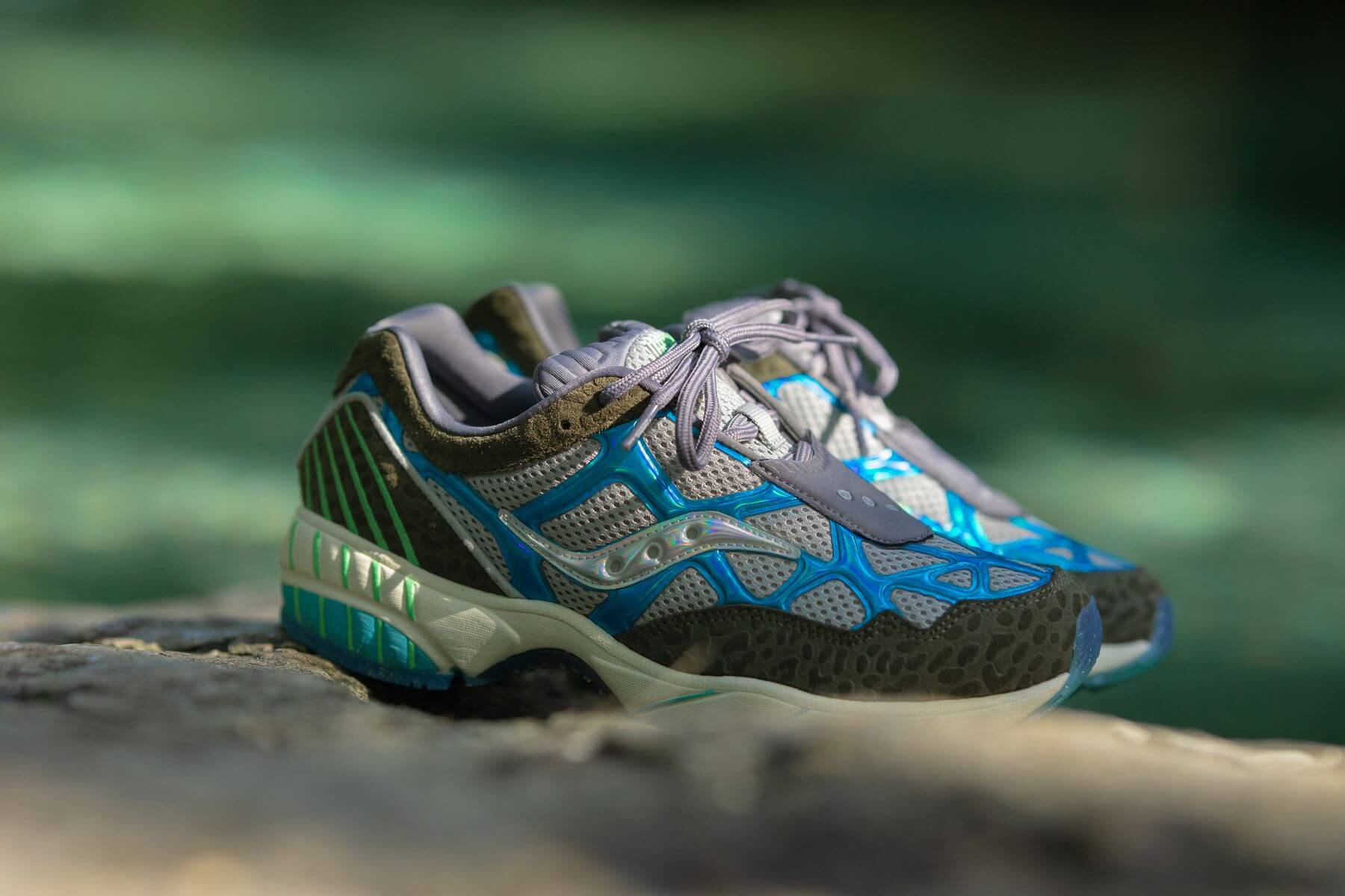 Saucony x Fresh Rags präsentieren den Grid Web „Manatee Springs“