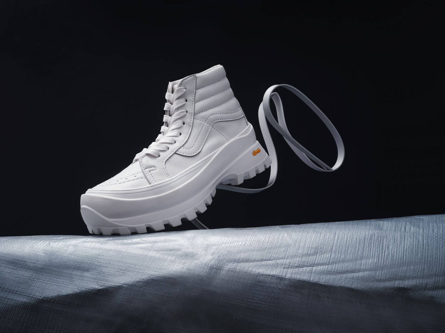Vault by Vans x Vibram - Sk8-Hi - white