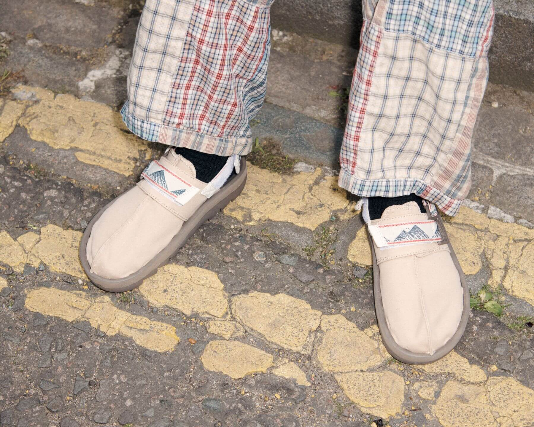 Between earth and water – Reebok’s Beatnik-Sandale mit zwei naturinspirierten Colorways