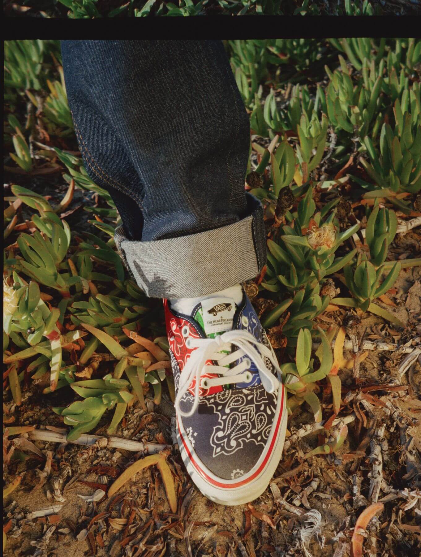 Vault by Vans und Bedwin & The Heartbreakers releasen Bandana inspirierte Kapsel
