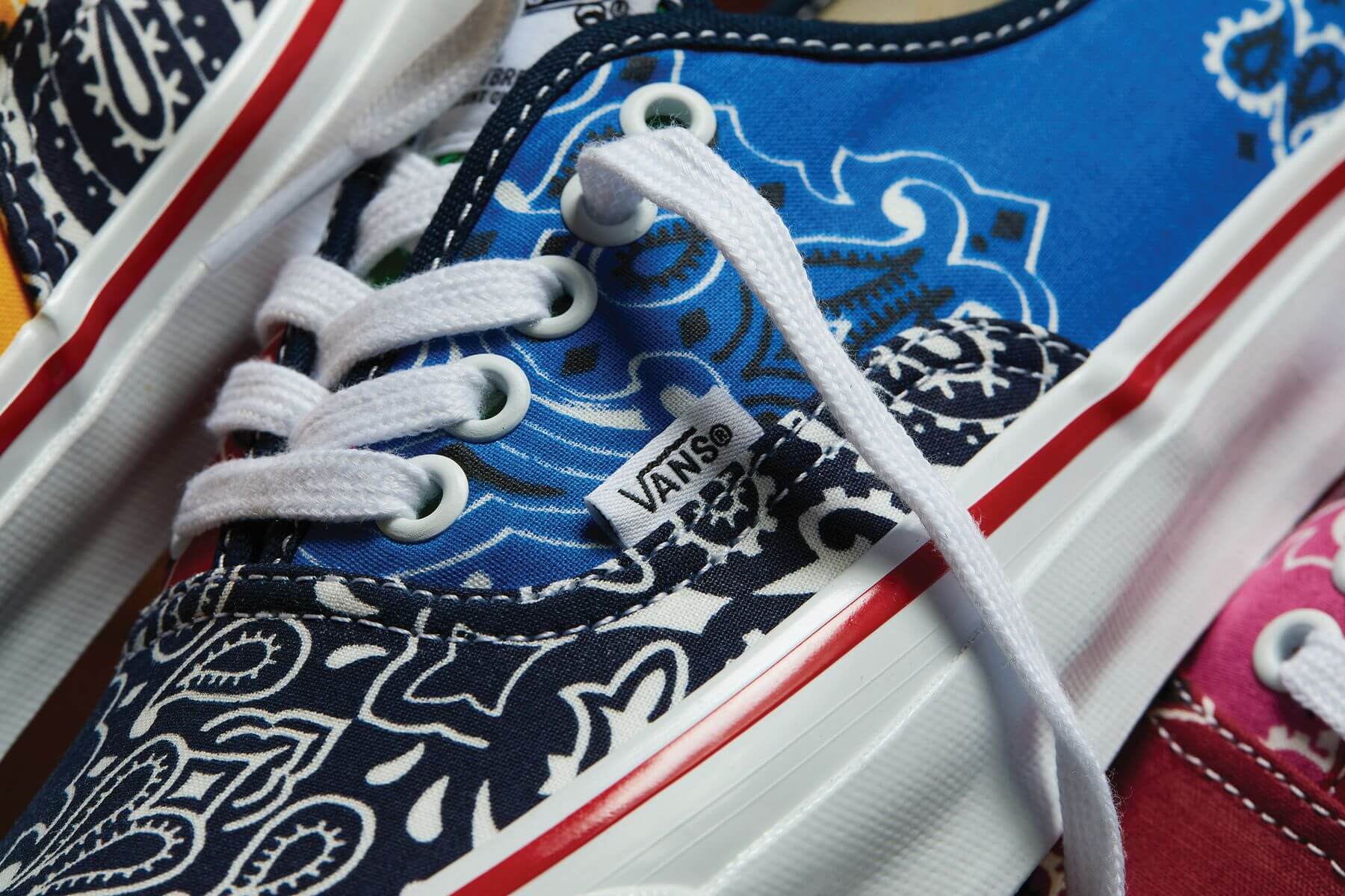 Vault by Vans und Bedwin & The Heartbreakers releasen Bandana inspirierte Kapsel
