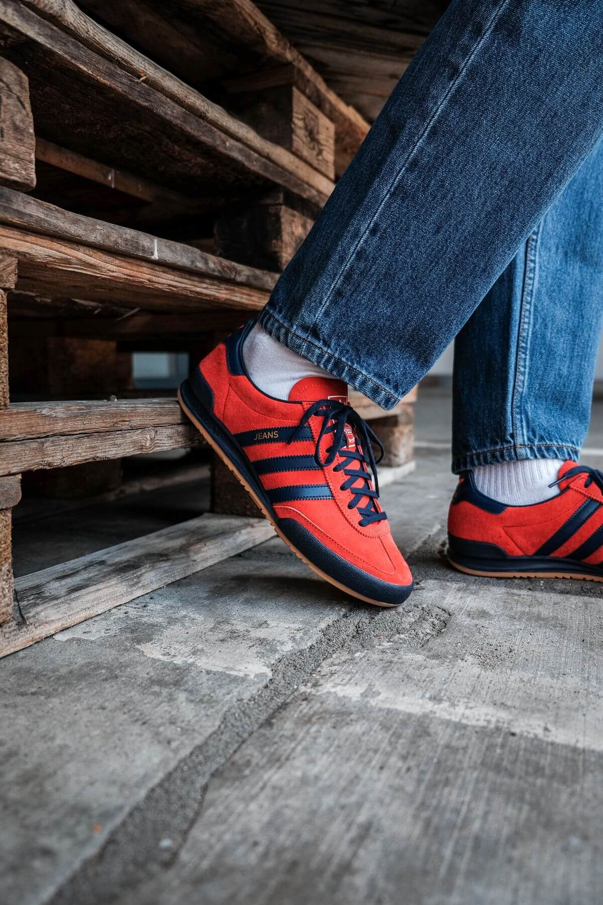 adidas Originals - Jeans - red/collegiate navy/gold metallic - GX7649