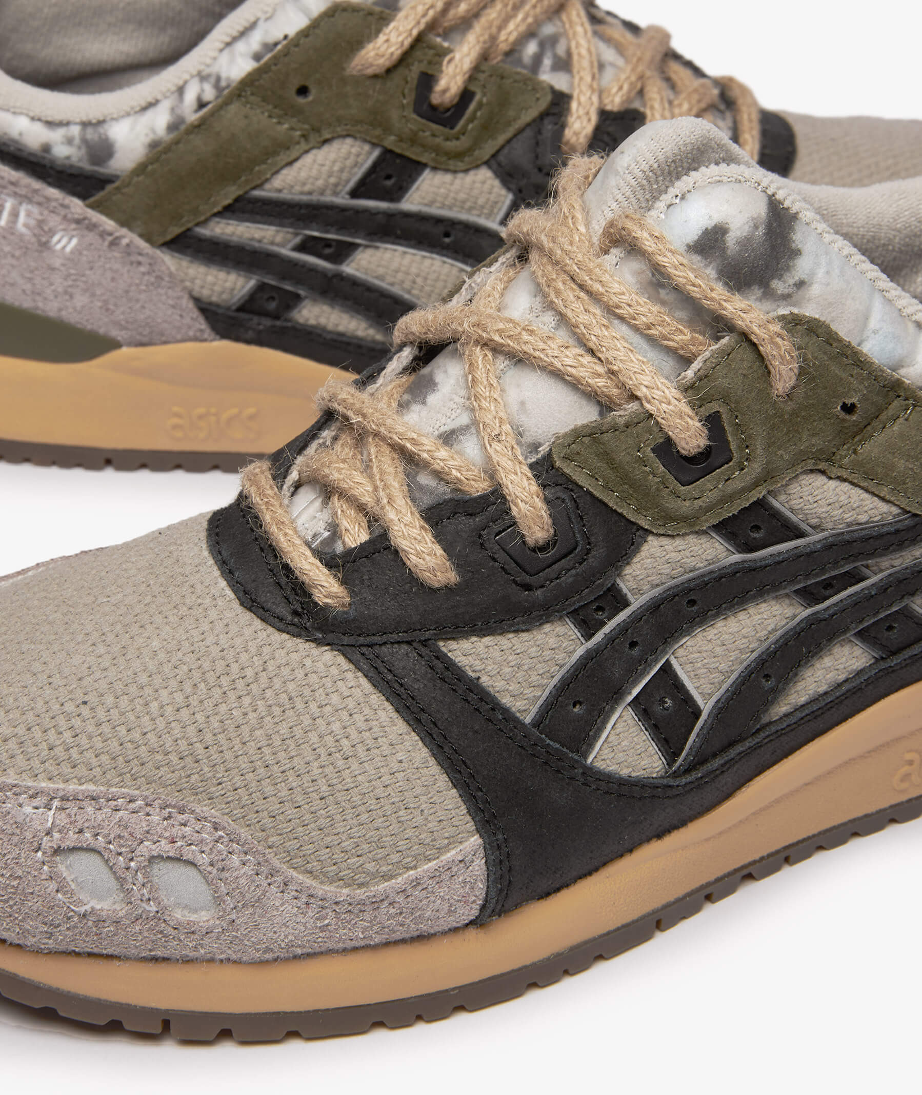 toe box details - ASICS SportStyle x SIVASDESCALZO (SVD) - GEL-LYTE III OG - Rewind The Planet - beige/black - 1203A122-250