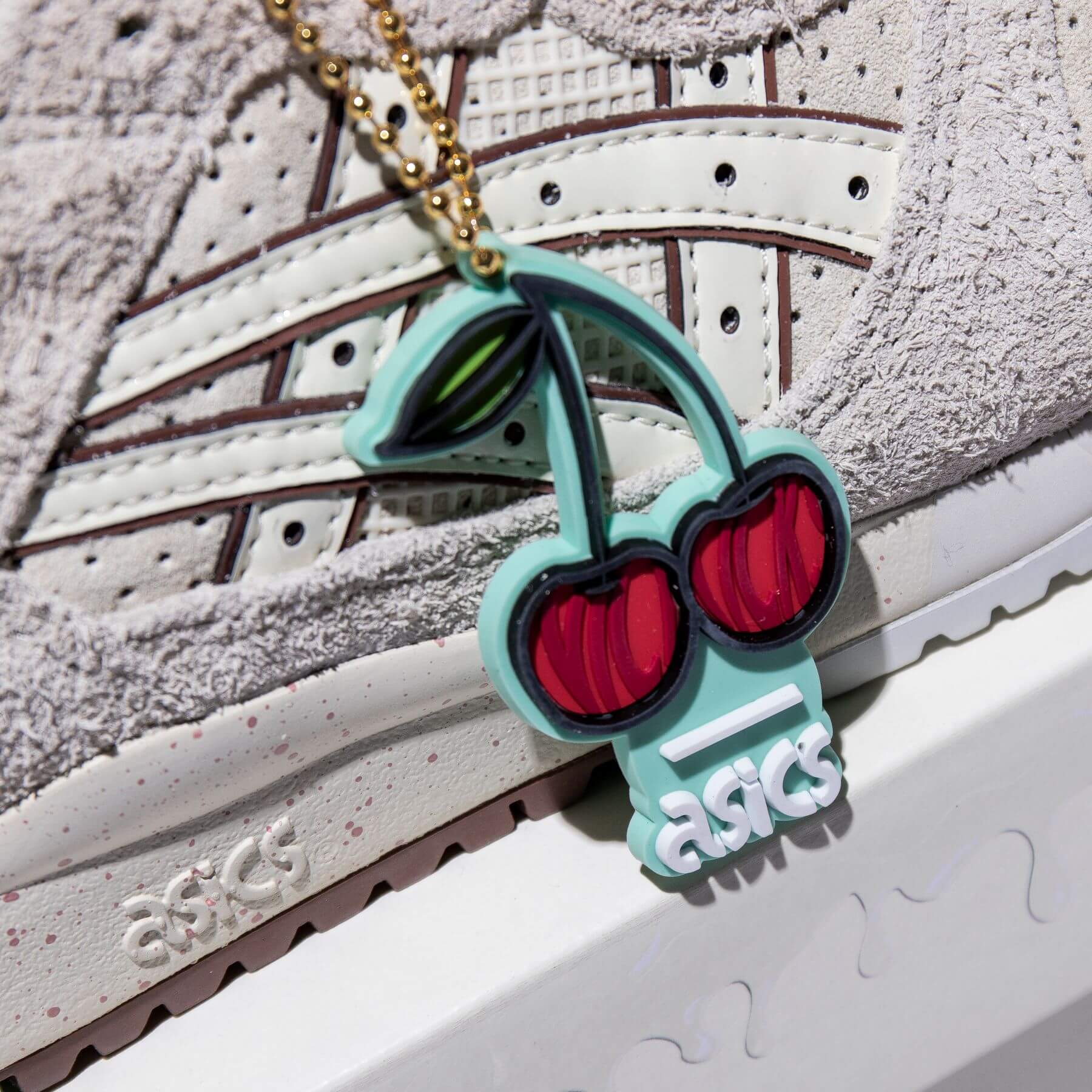 cherry hang tag - ASICS SportStyle x Nice Kicks - Gel-Lyte III - "Nice Cream" - ivory/ivory - 1201A460-750