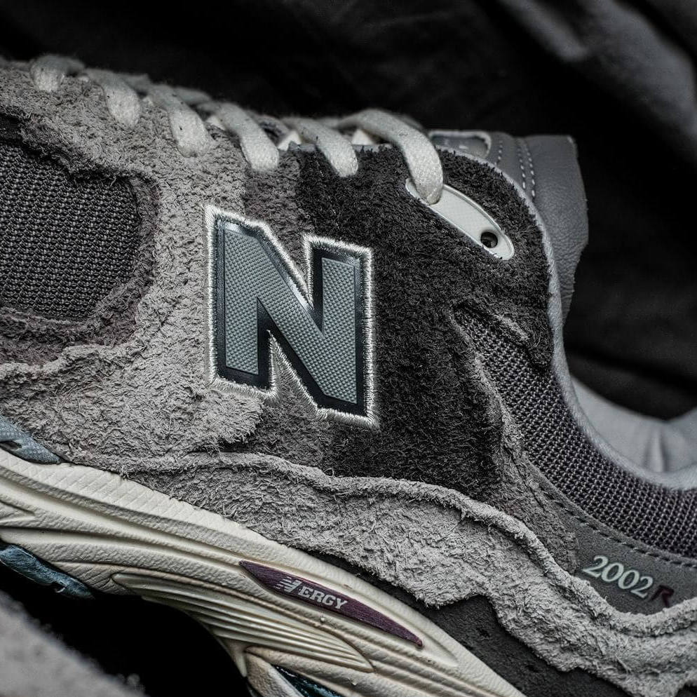 Protection Pack – New Balance released den 2002R in drei neuen Farbstellungen