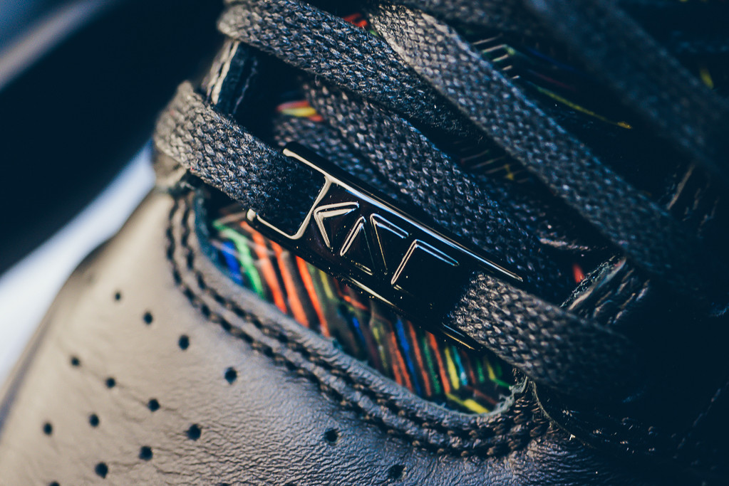 toe box details lace jewel - Nike Air Jordan 1 Retro High - Nouveau BHM / Black History Month - black/white/voltage green - 836749-045