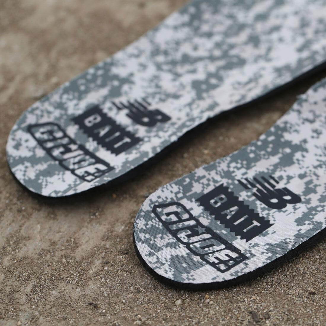 New Balance x BAIT x G.I. Joe - H710GI1 - Roadblock - beige/red/white/blue