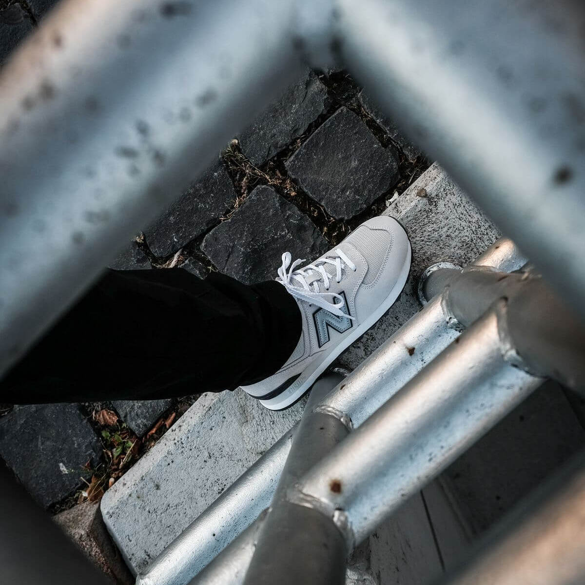 New Balance 574 History Class Pack Kollektion wird um eine hellgrau-schwarze Farbstellung ergänzt