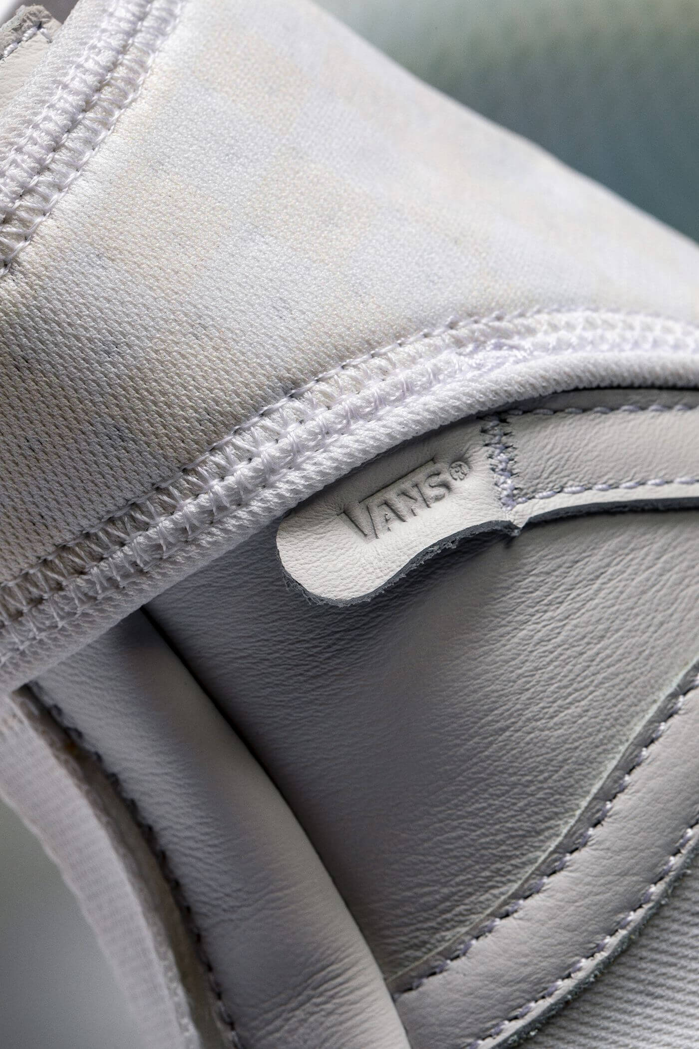details of the Vault by Vans - Boot Skoot LX - white/white
