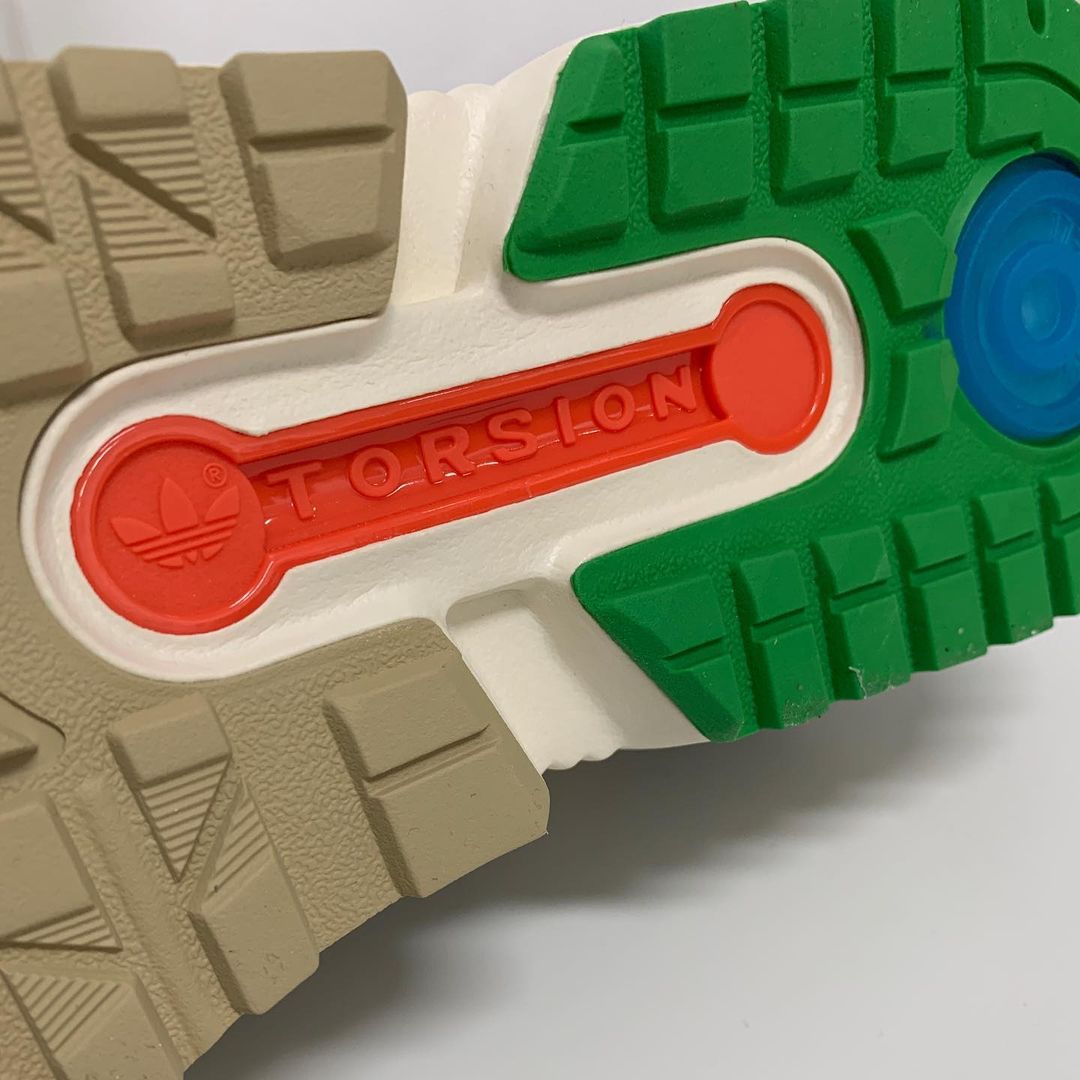 Erste adidas x 43einhalb Teaser aufgetaucht: Something, something, something ZX Torsion