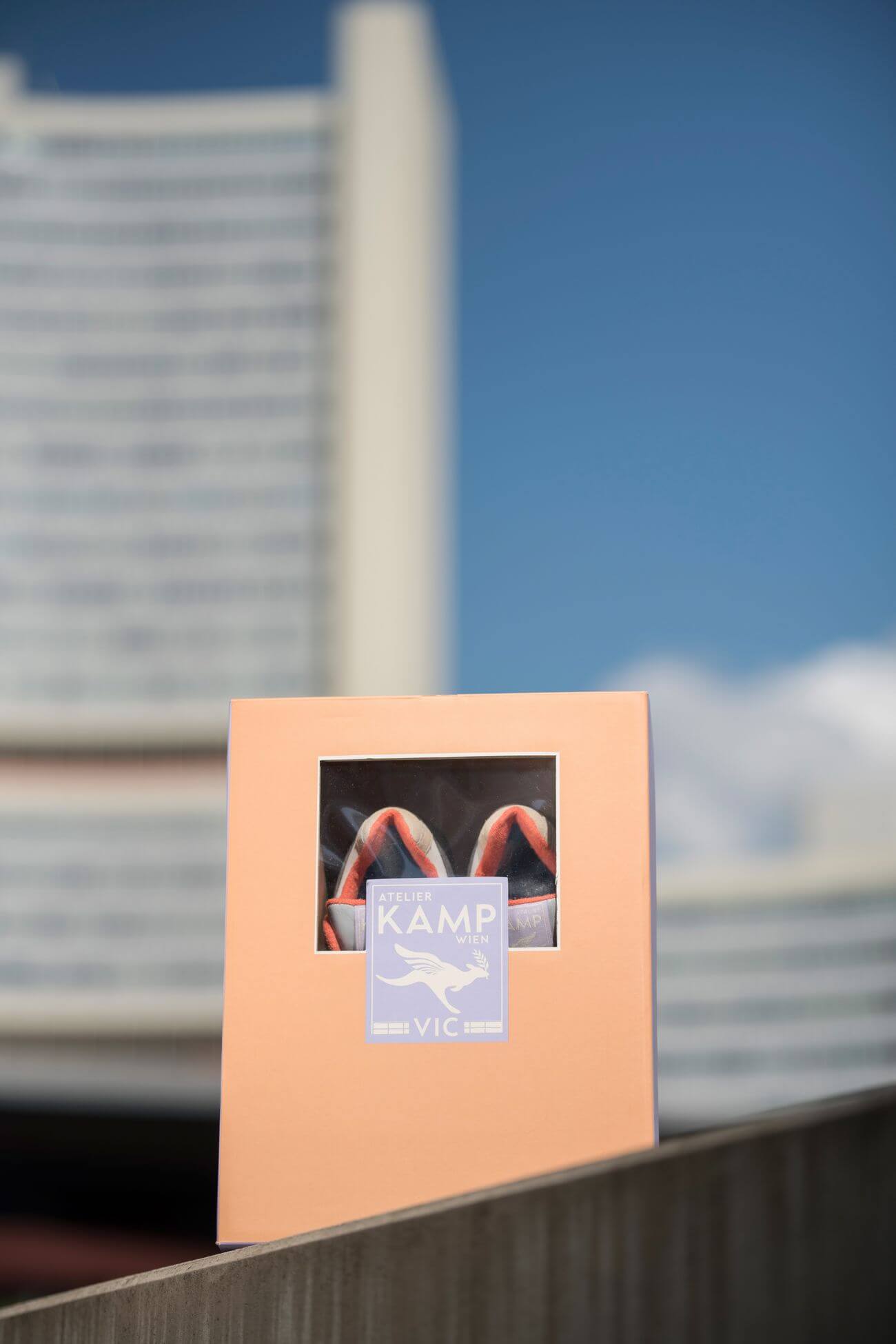 packaging sneaker box - KangaROOS x ATELIER KAMP Ultralite MiG "VIC"