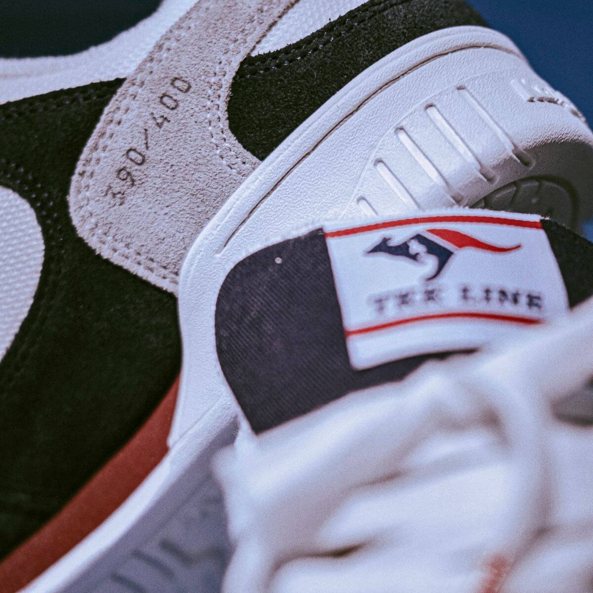 The Tornschuhjette x Kwills x KangaROOS collaboration is packed with features: ROOS UNITED "TKK Line"