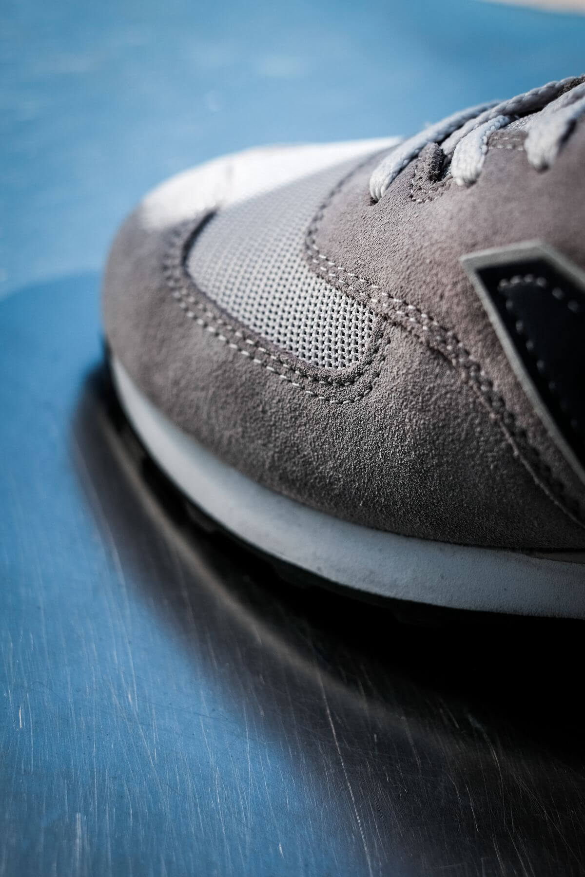 details, toe box - New Balance - 574 History Class Pack - ML574BE2 - grey/navy