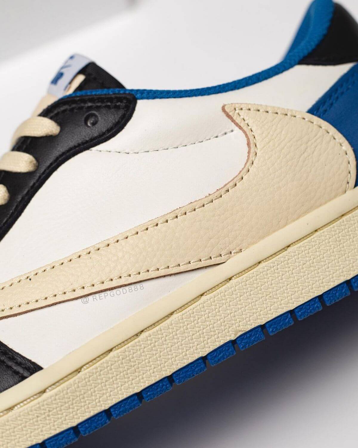 Multi-Collab-Goosebumps: Nike & Travis Scott & Hiroshi Fujiwara bringen den Air Jordan 1 Low