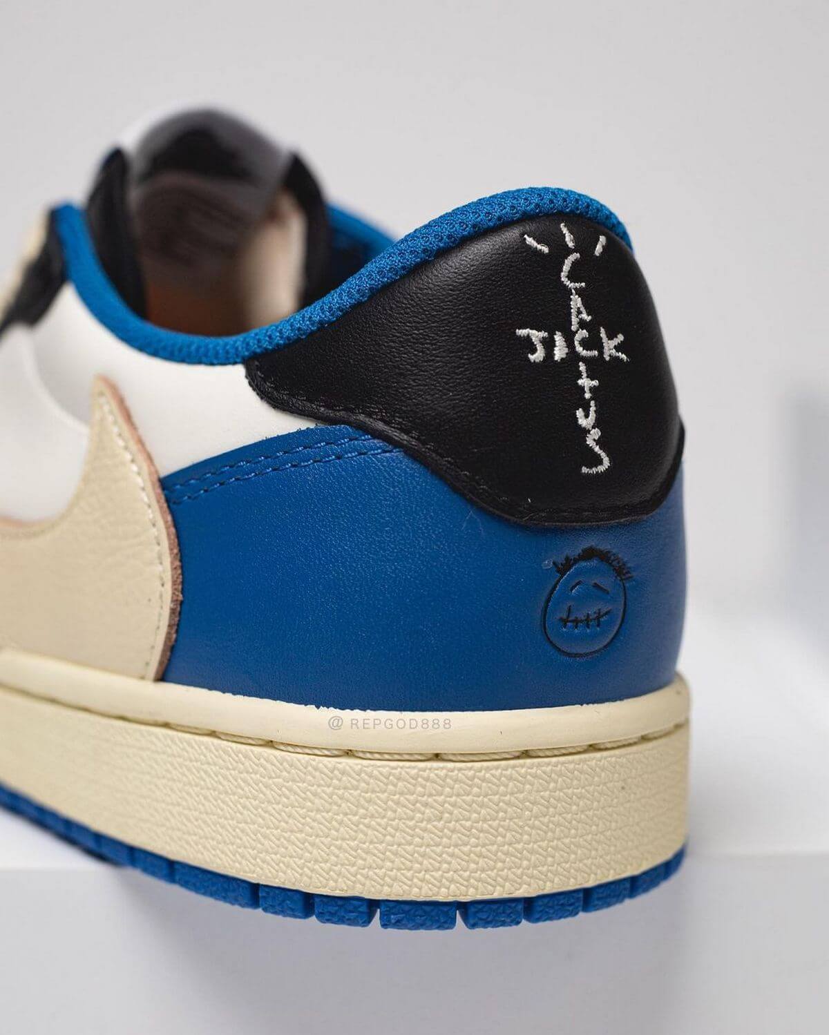 Multi-Collab-Goosebumps: Nike & Travis Scott & Hiroshi Fujiwara bringen den Air Jordan 1 Low