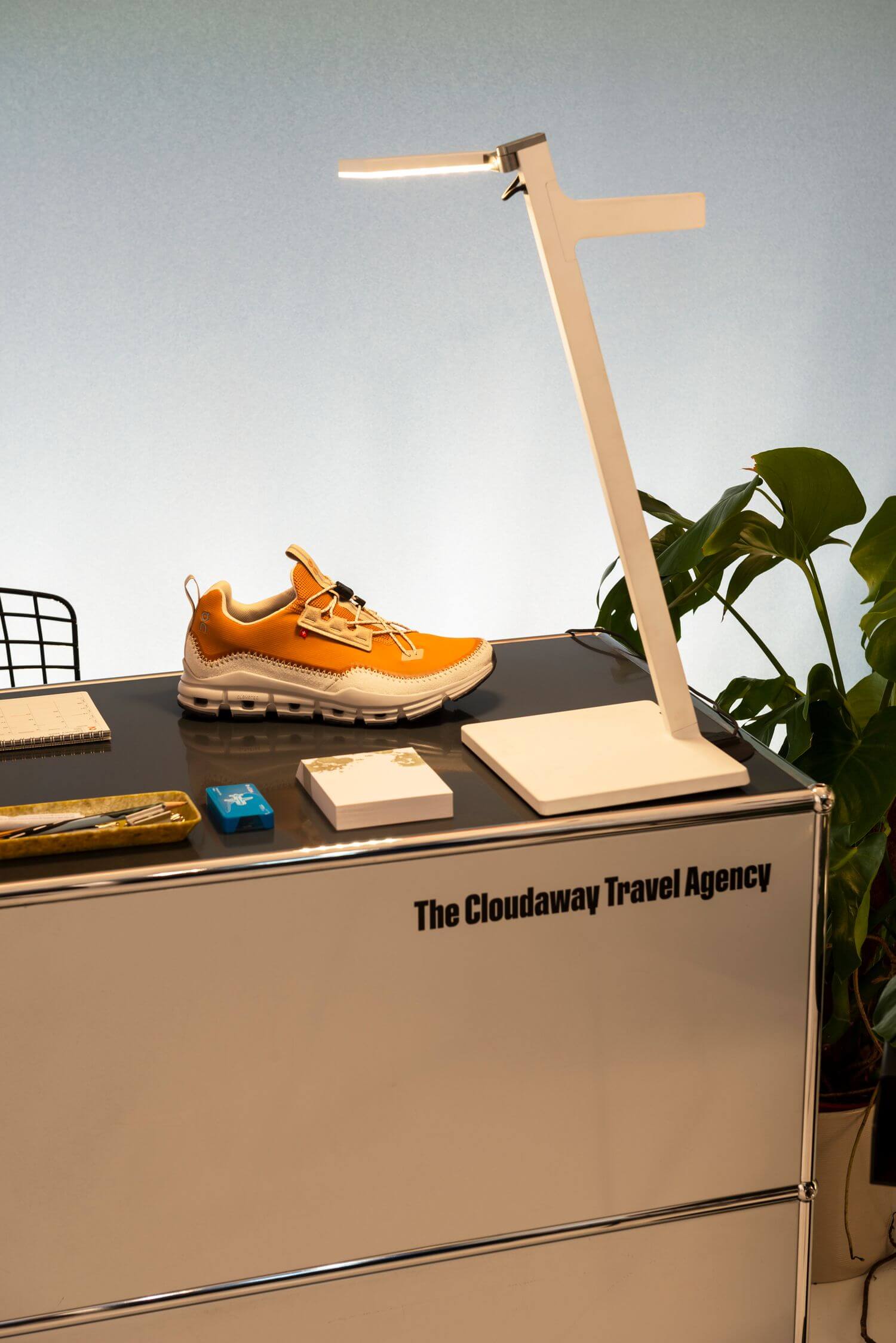 On's The Cloudaway Travel Agency