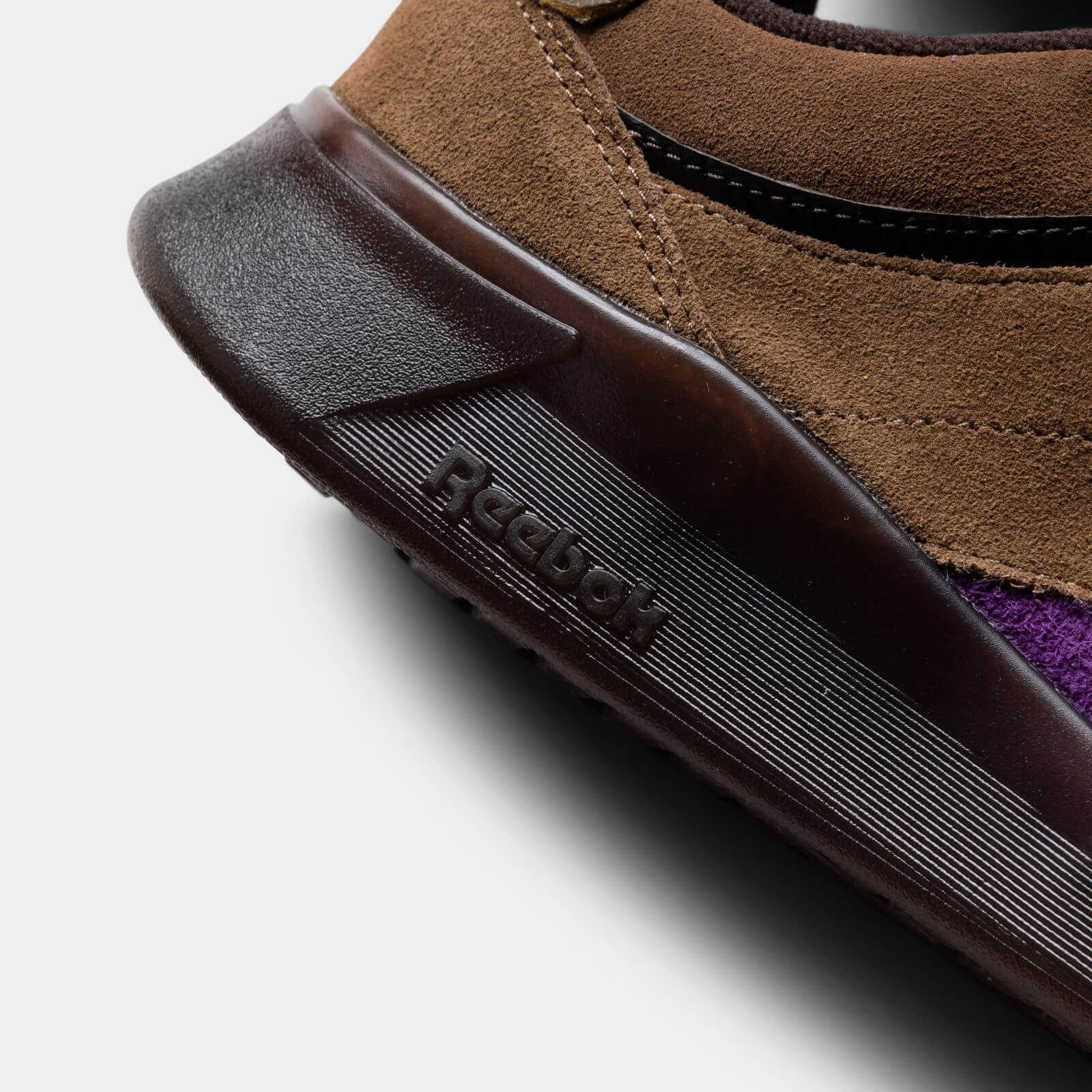 midsole heel details - Reebok x Bodega - Club C Legacy - just brown/extreme purple/earth - H03360