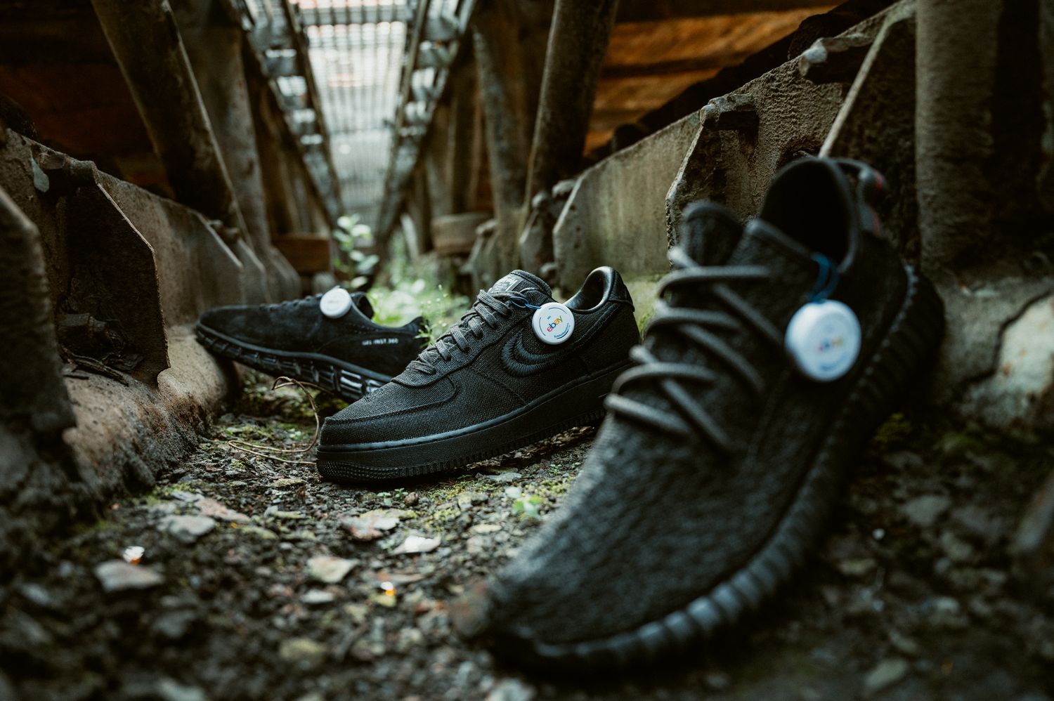 ASICS x Atmos Gel-Inst 360 / Nike x Stussy Air Force 1 Low / adidas Yeezy Boost 350 Pirate Black