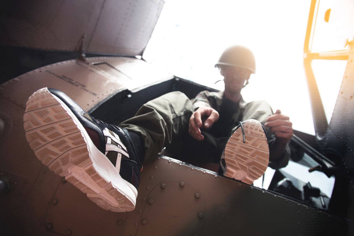 ASICS x Highs And Lows Gel-Lyte V „Medic“