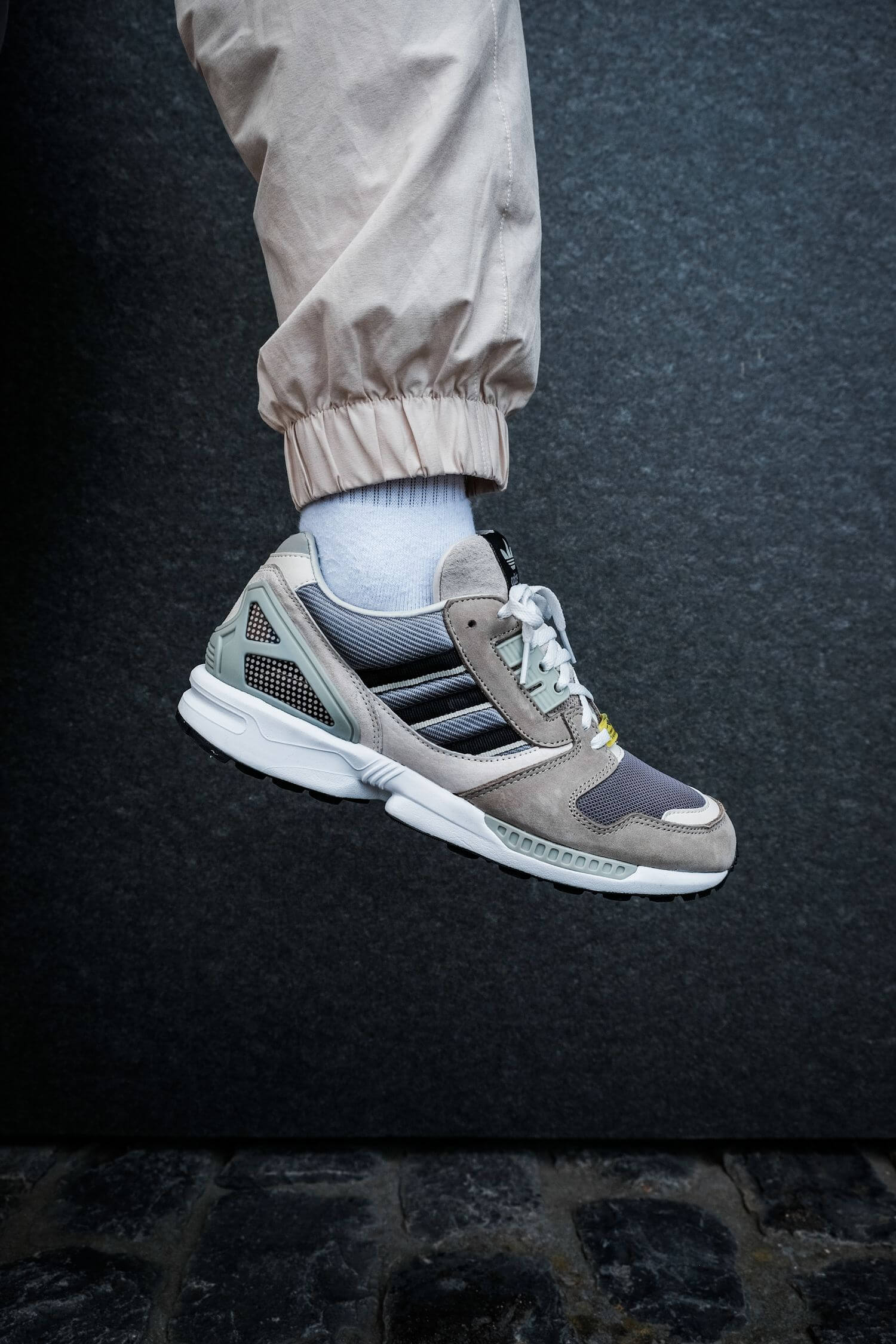 adidas - ZX 8000 - feather grey/core black/aluminium - H02124