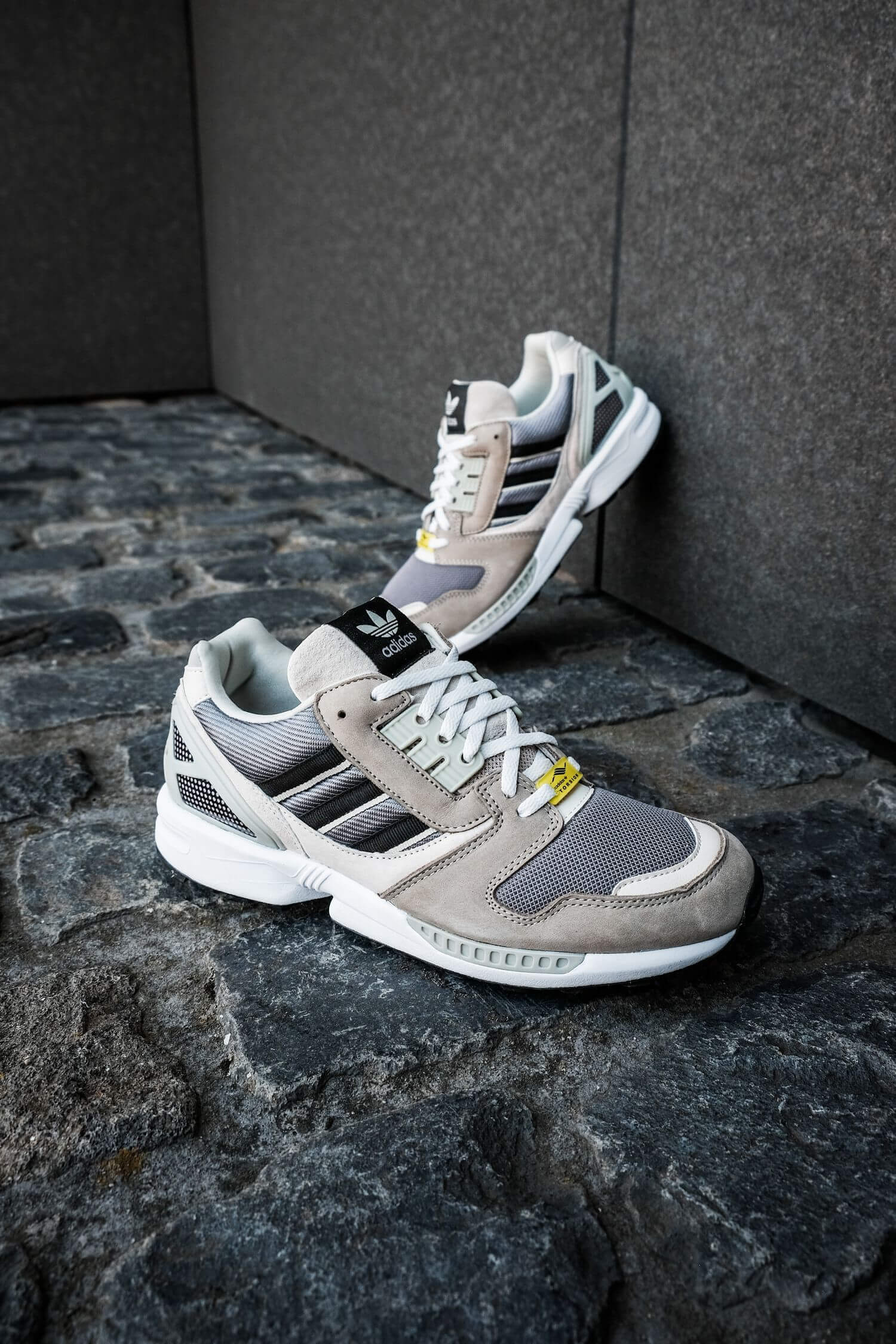 adidas - ZX 8000 - feather grey/core black/aluminium - H02124
